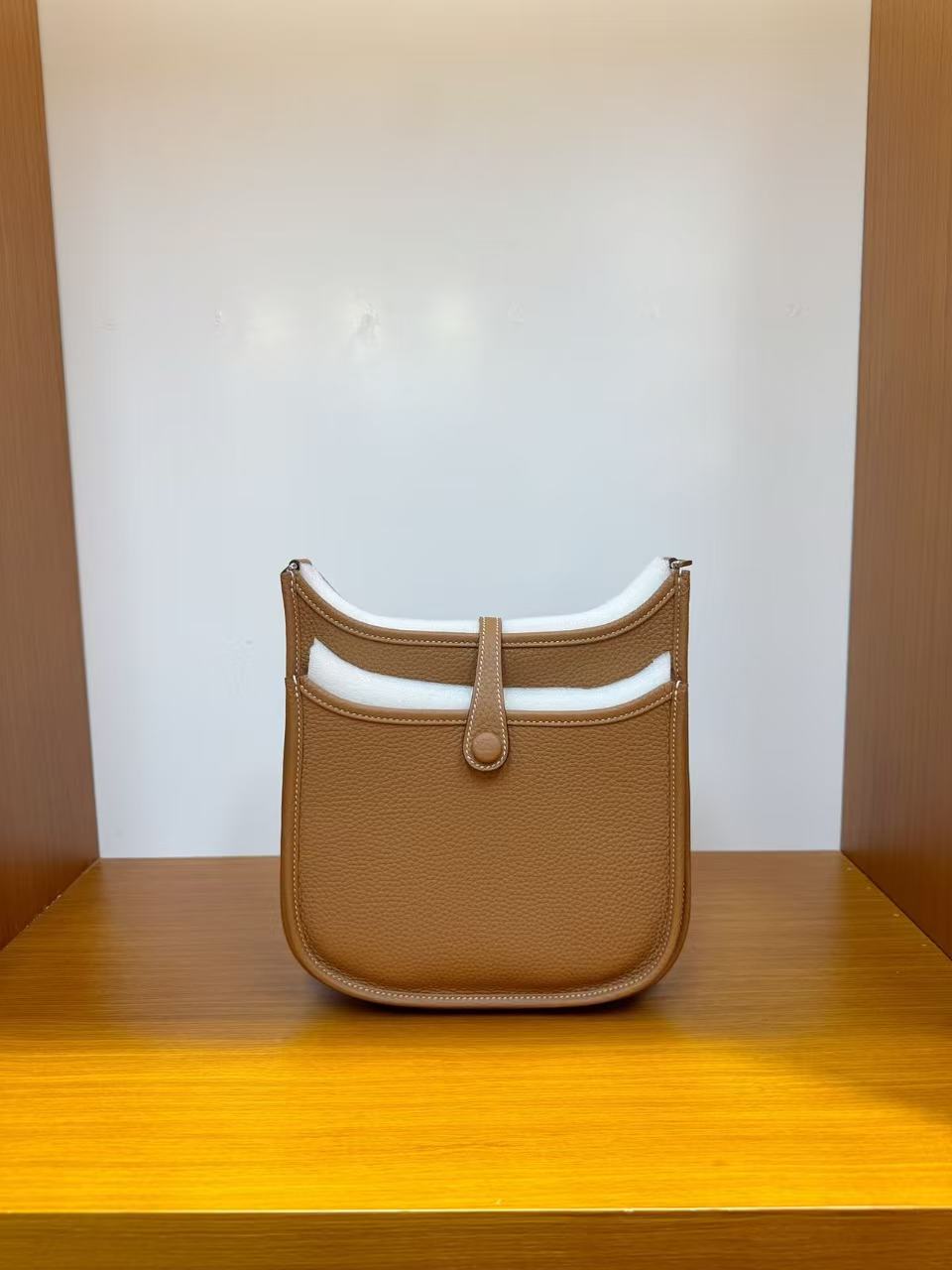 HM Evelyne 23cm Tan Brown Togo Leather