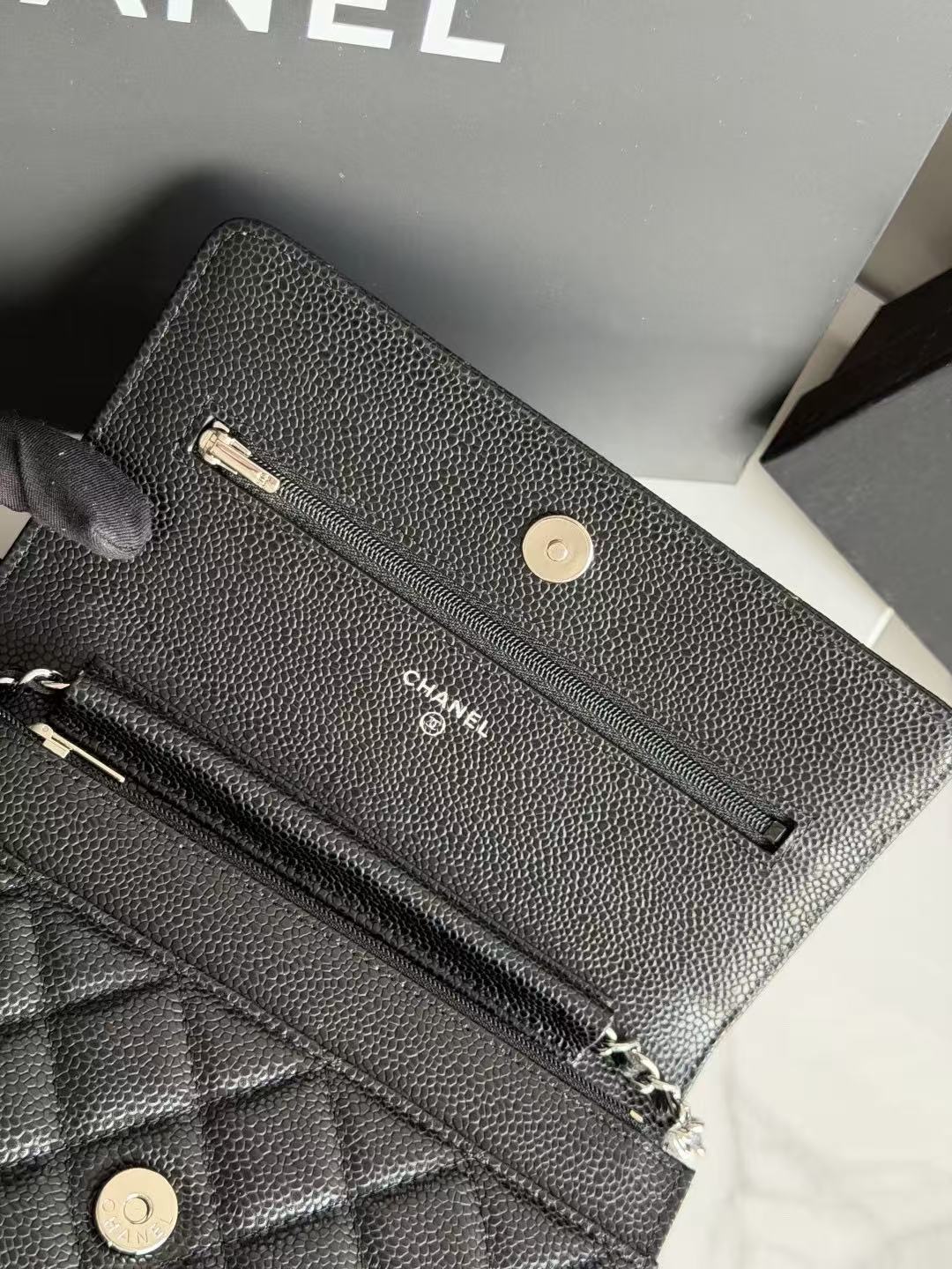 CC 26s WOC 19cm Black Caviar Gold Hardware