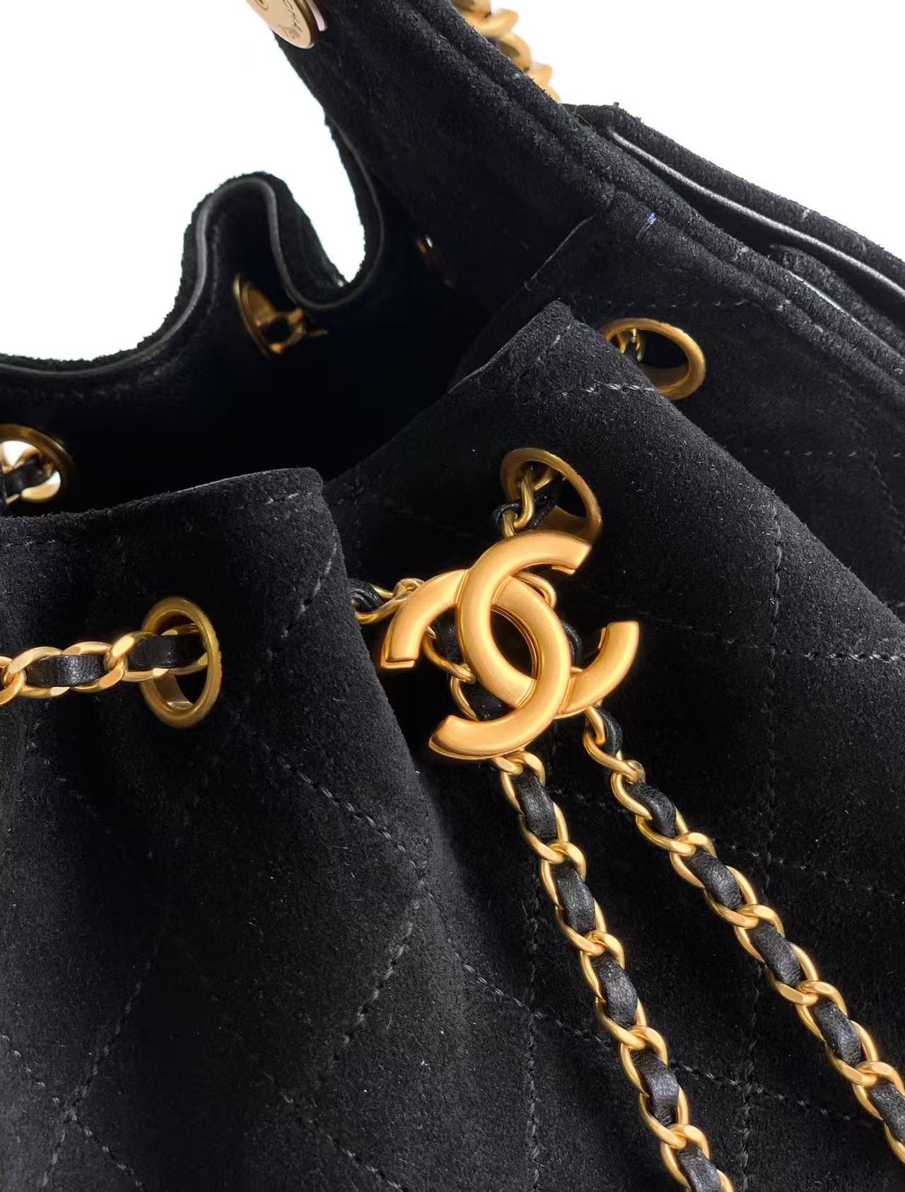 CC 25C Hobo Bag 22cm Black Suede