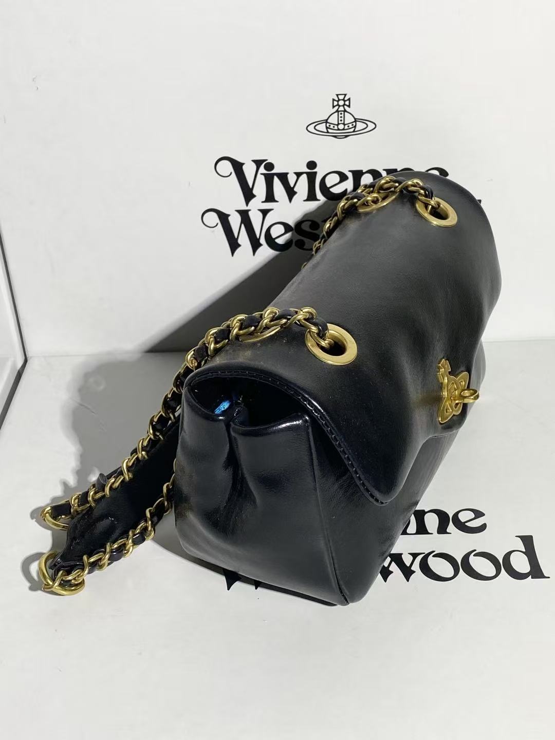 Vivienne Westwood Medium Anita Shoulder Bag Black Shiny Lambskin