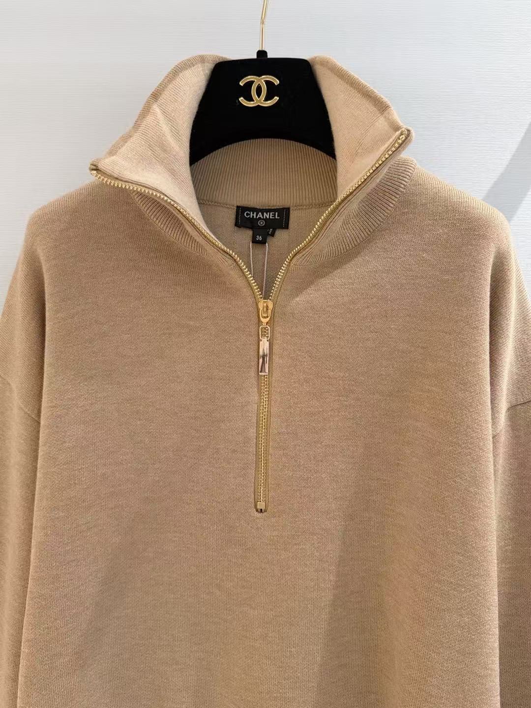 Chanel 26s Half-Zip Knit Sweater In Beige Wool