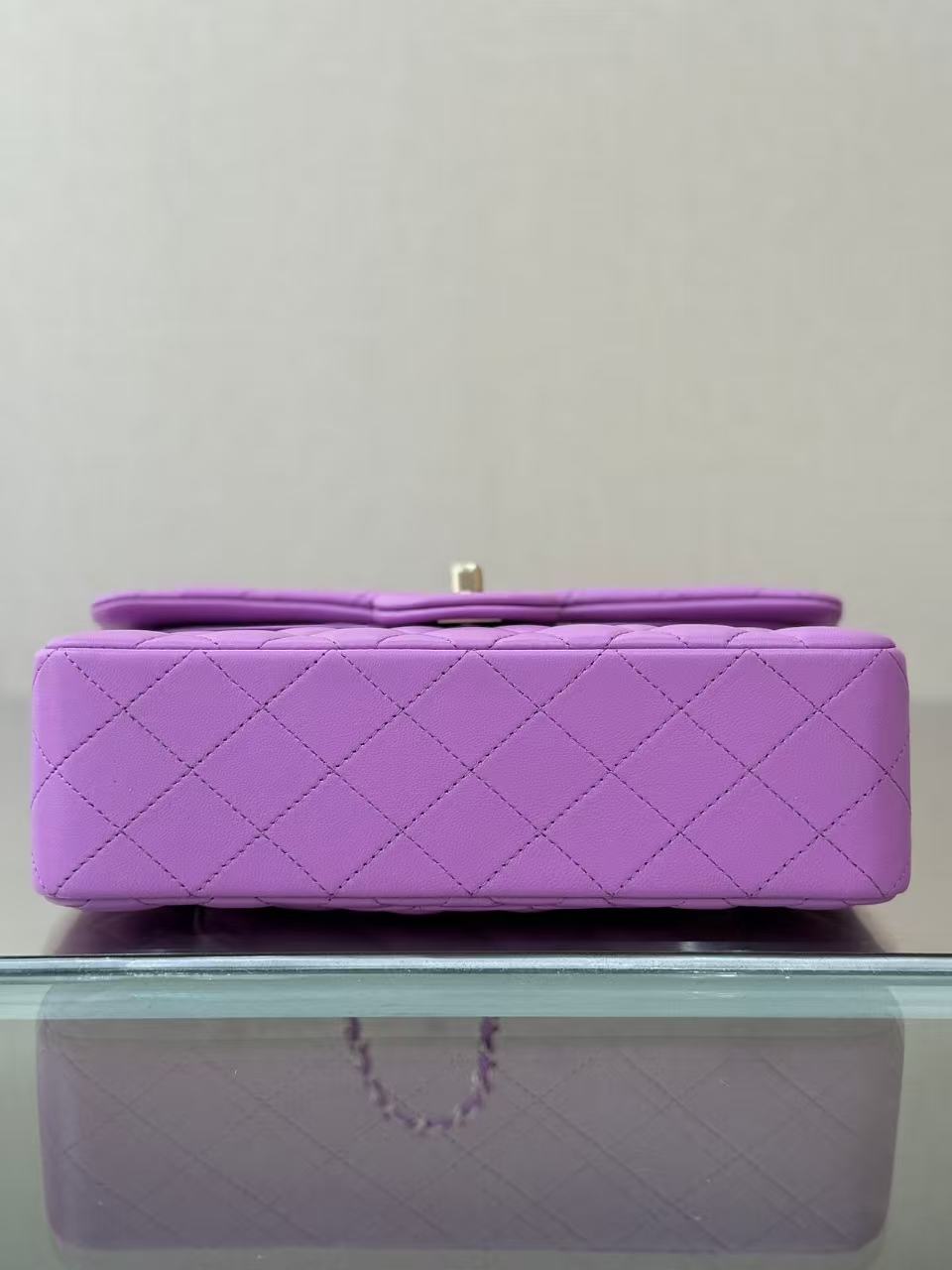 CC 26s Classic Flap Bag 20cm Light Lavender Gold Lambskin