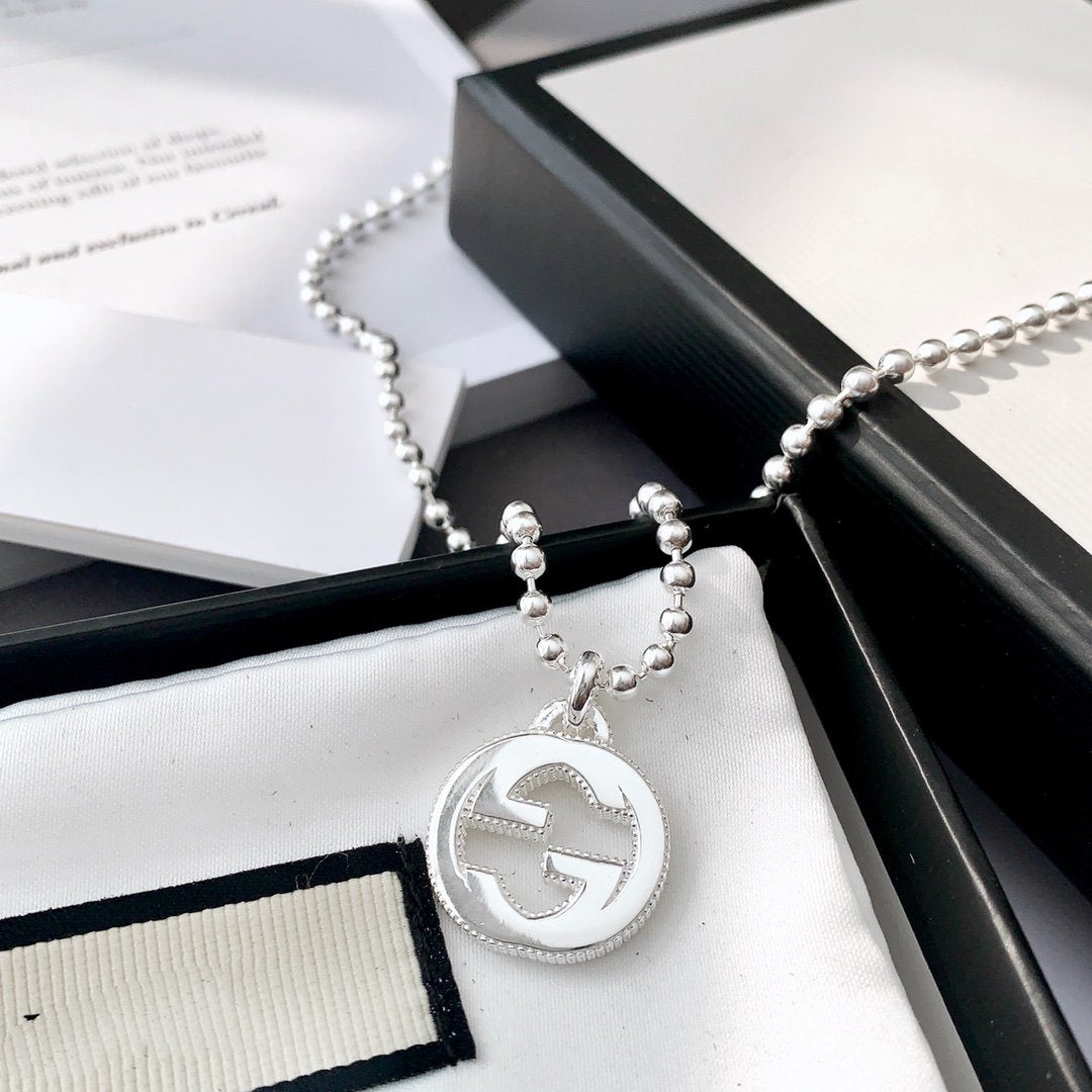 INTERLOCKING NECKLACE G PENDANT STERLING SILVER