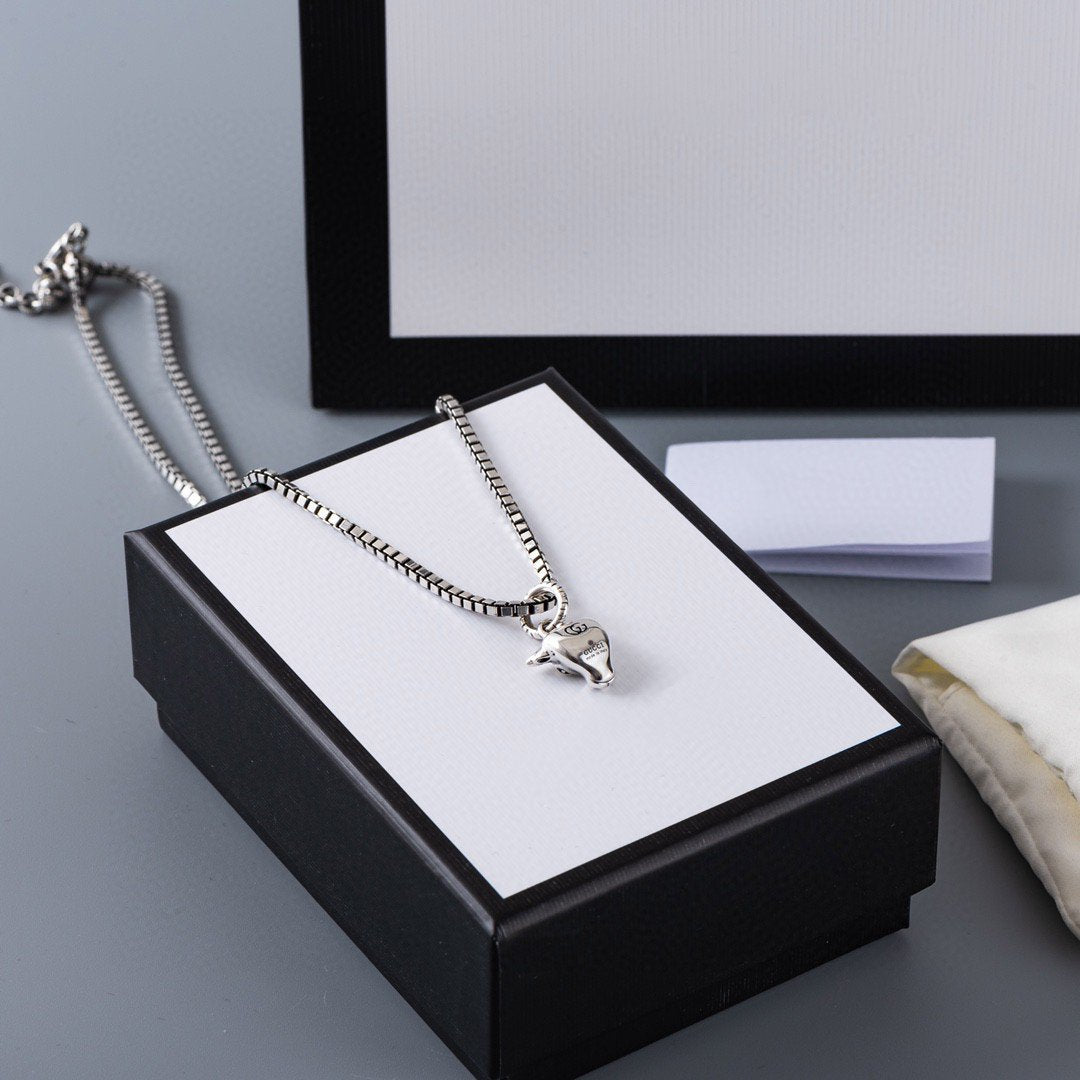 GG DOUBLE CLASSIC RETRO STERLING SILVER COW NECKLACE