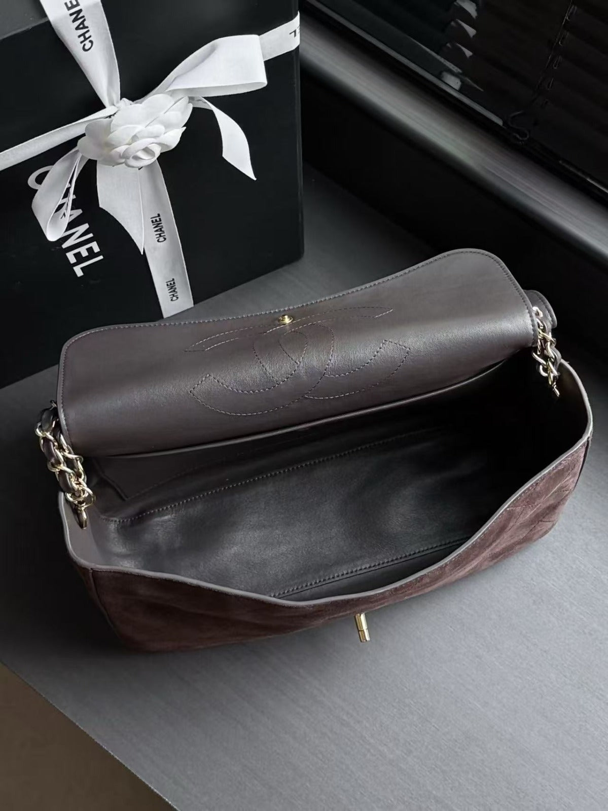 CC 26s Métiers d’art 2026 Maxi Flap Bag 32cm Suede GHW