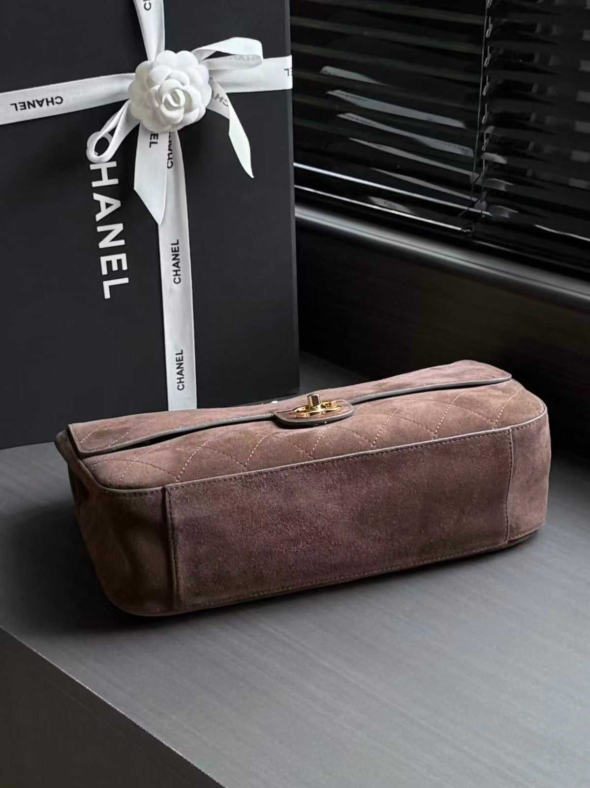 CC 26s Métiers d’art 2026 Maxi Flap Bag 32cm Suede GHW