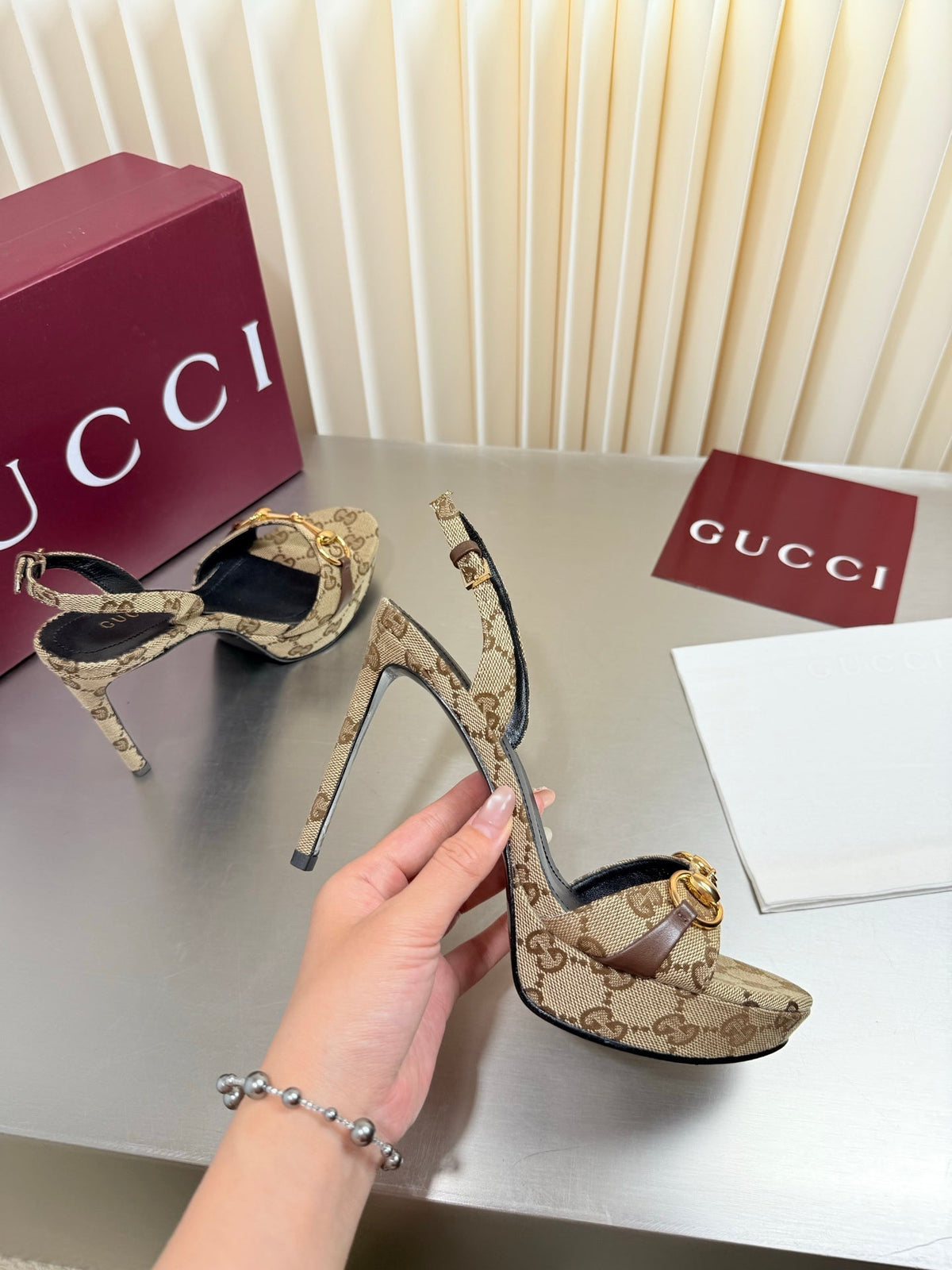 Gucci 26s Slingback Pump 10.5cm Beige GG Canvas