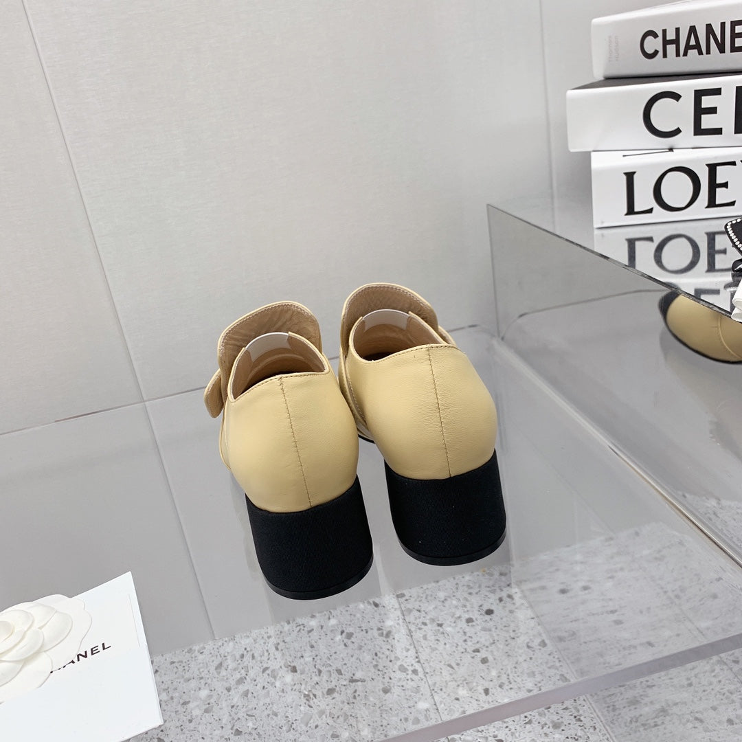 Chanel 2026 Interlocking CC Logo Pumps 50mm Sheepskin 162218