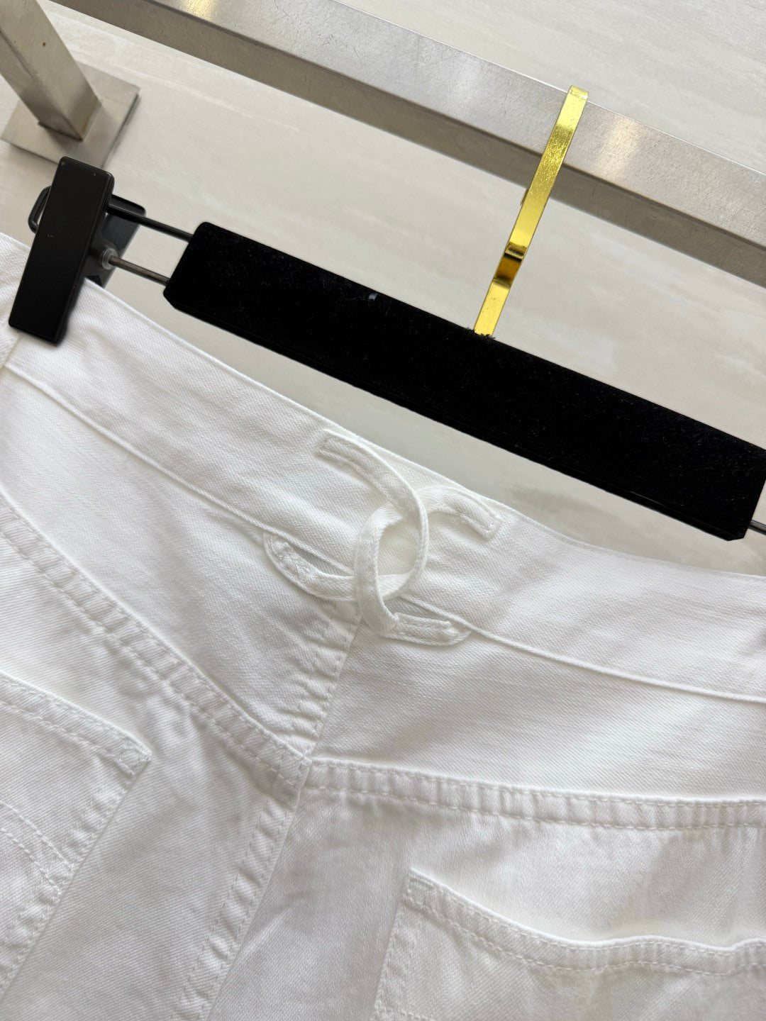 Chanel 26S Straight-Leg Jeans Style 1195