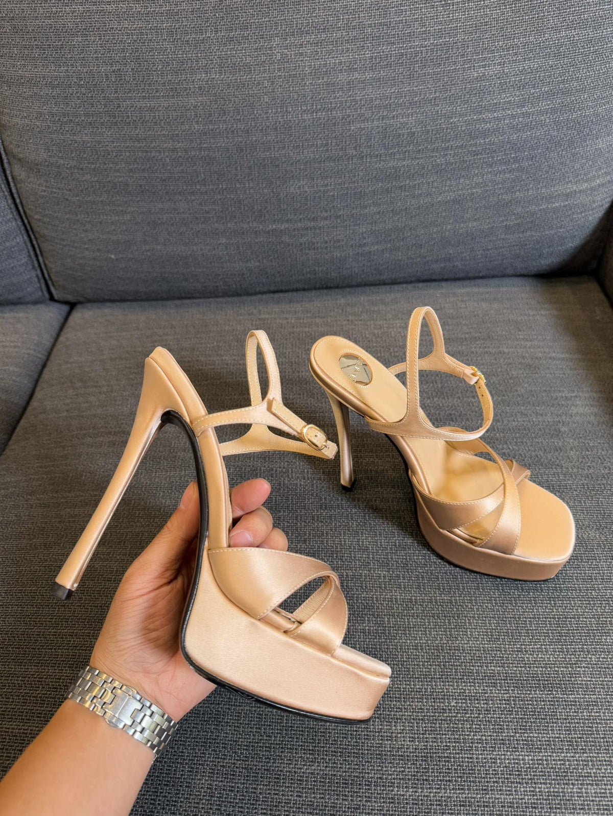 YSL 26S Cross-Strap Sandals 150 Mm Nude Satin