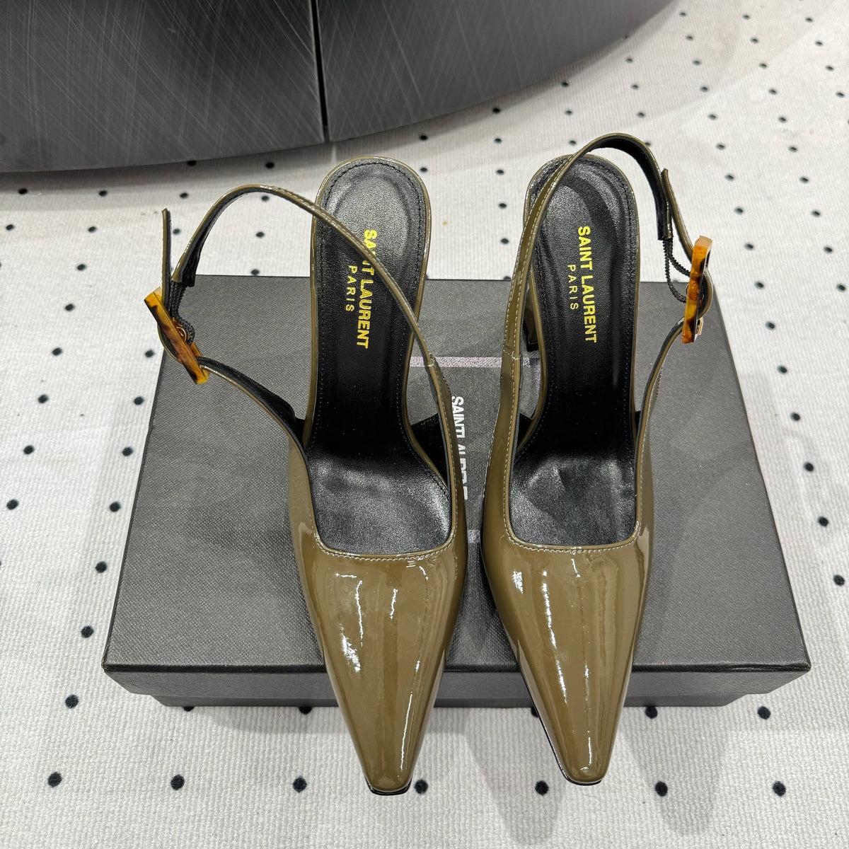YSL 26s Slingback Heels 10.5cm Olive Green Glossy Calfskin With Buckle Closure