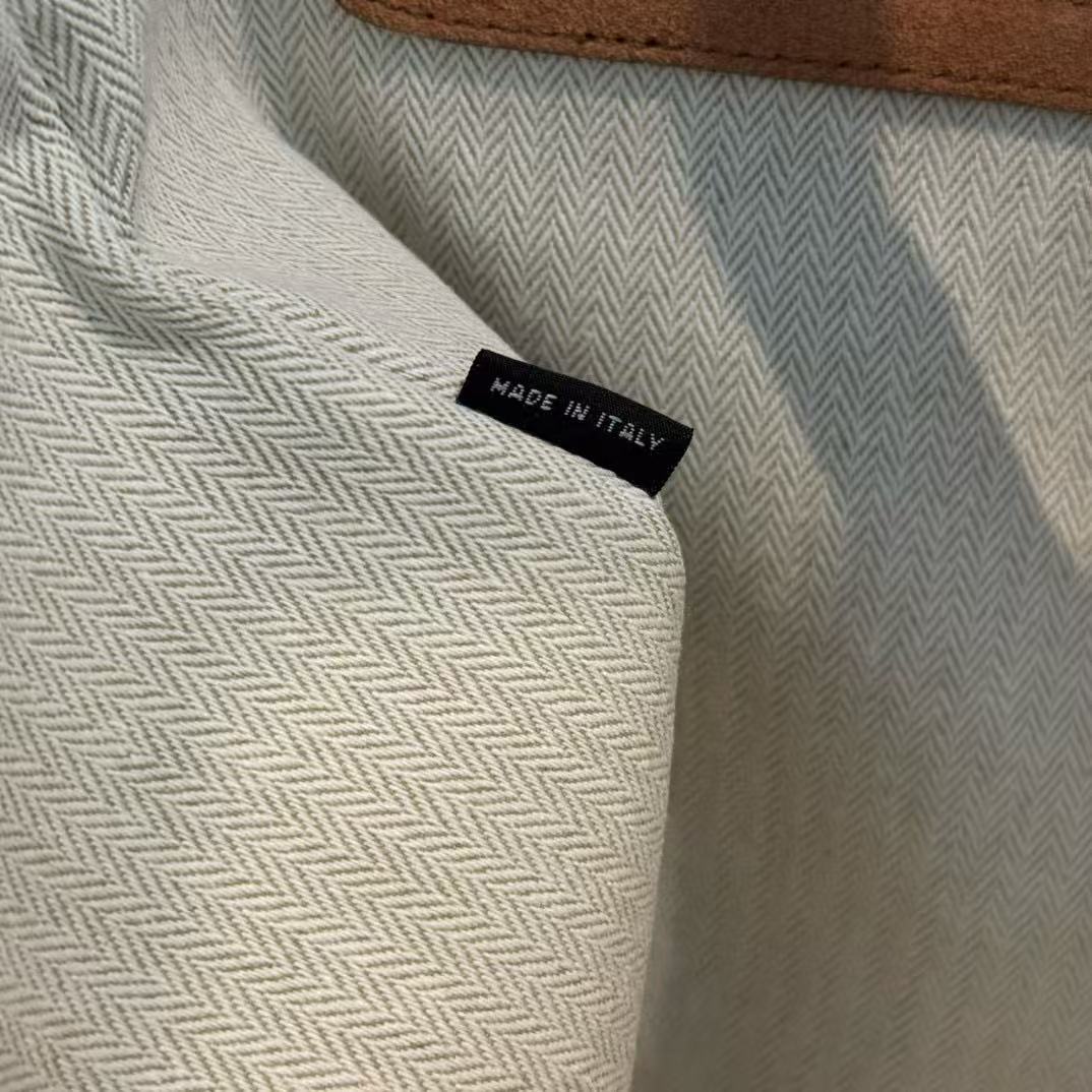 Miumiu Ivy Tote Bag 40 Brown Suede