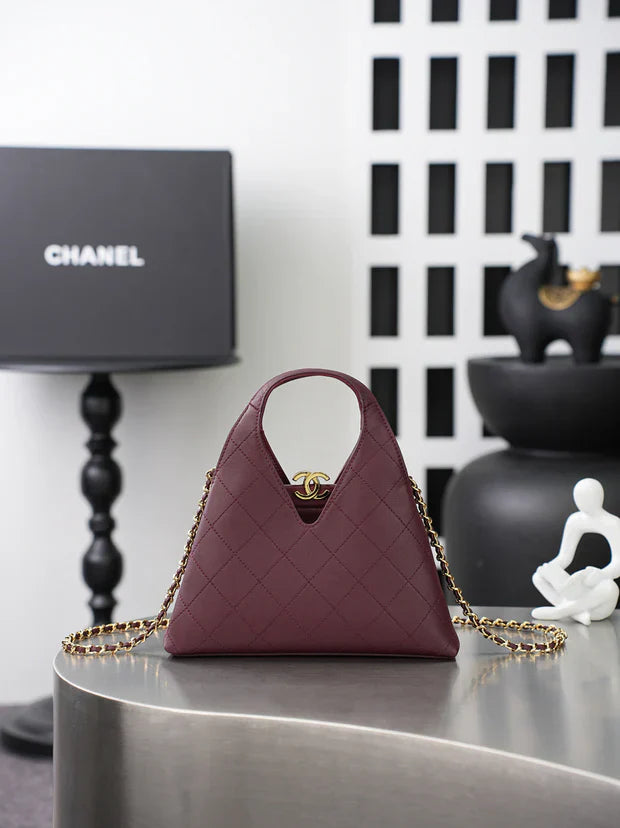 Chanel 2026 Shopping Bag 23cm Calfskin And Gold-tone