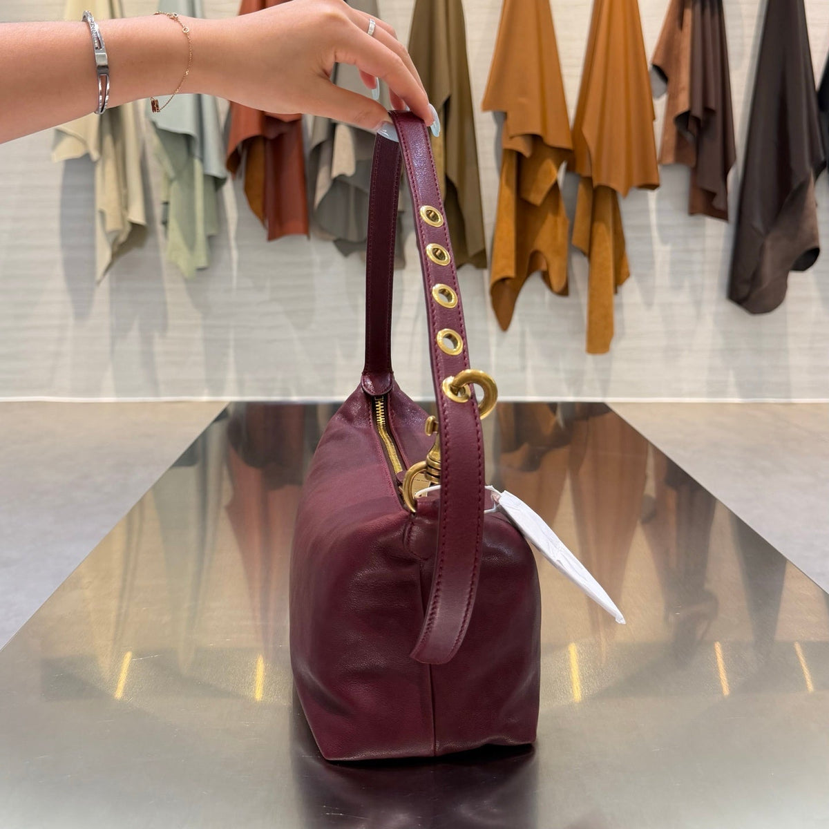 MiuMiu 2026 Amaranth Spirit Bag 22cm Suede Leather