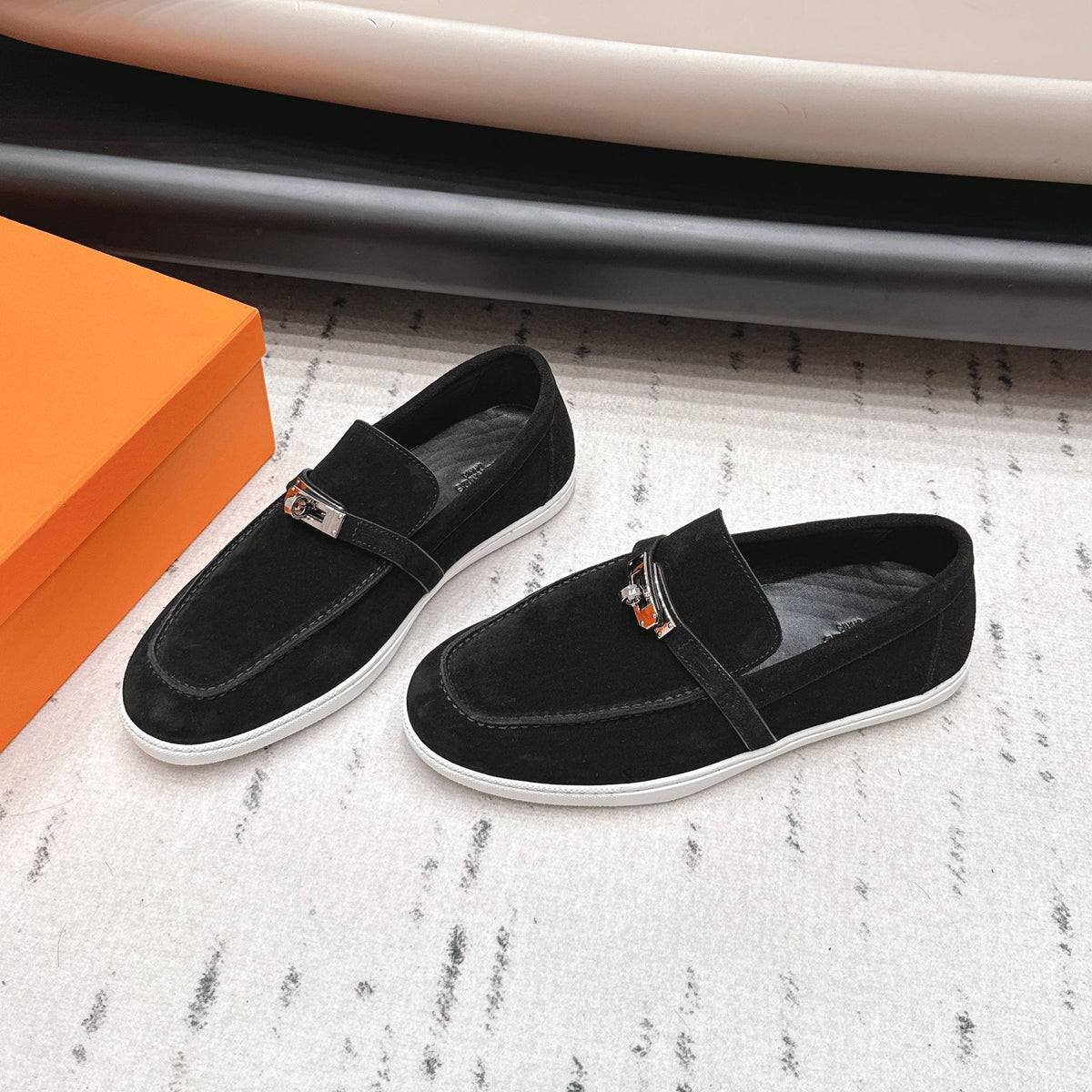 HM 26S Kelly Paris Loafers Black Suede Silver Hardware