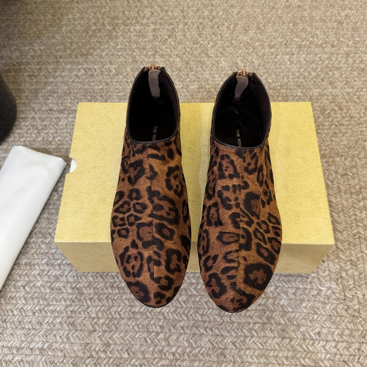 TR Canel Flat Boots Low-Cut Round-Toe Lambskin