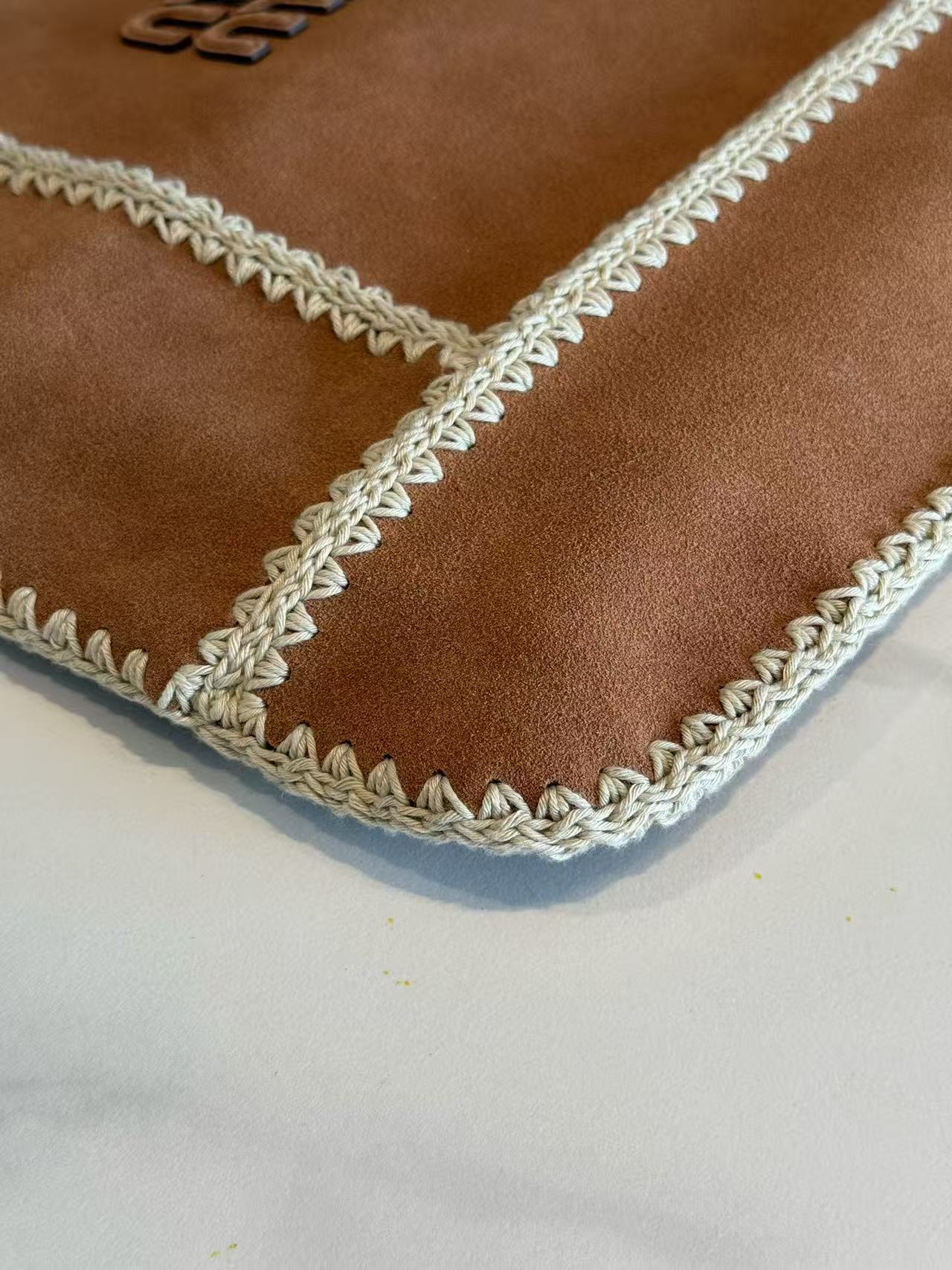 Miumiu Ivy Tote Bag 40 Brown Suede