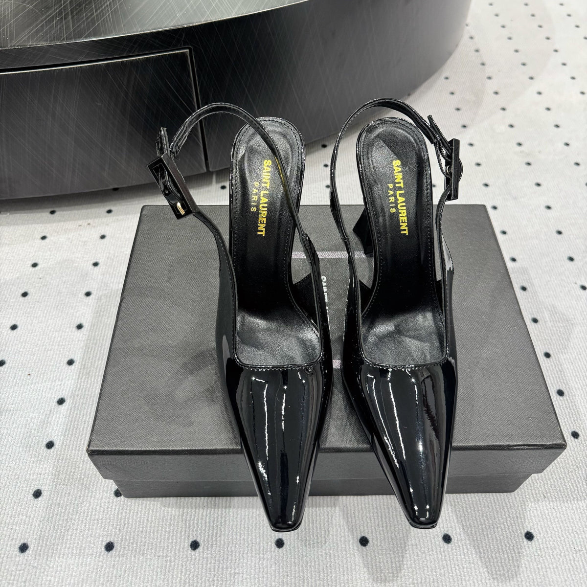 YSL 26s Slingback Heels 10.5cm Black Glossy Calfskin With Buckle Closure