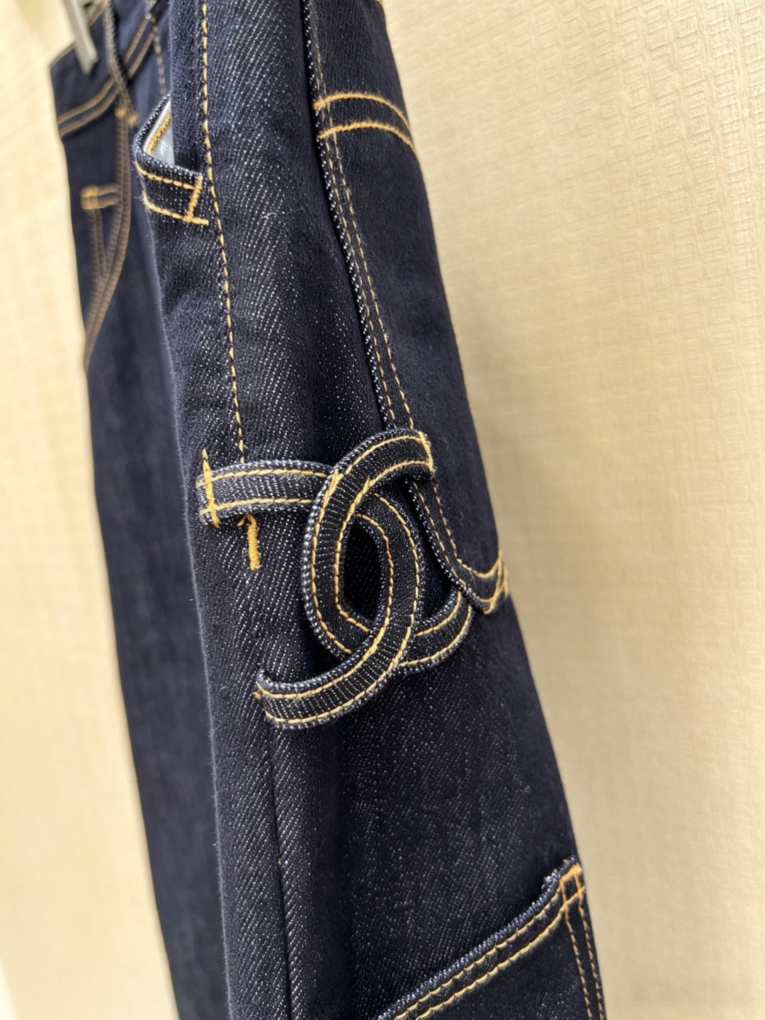 Chanel 26S Wide-Leg Jeans 1543