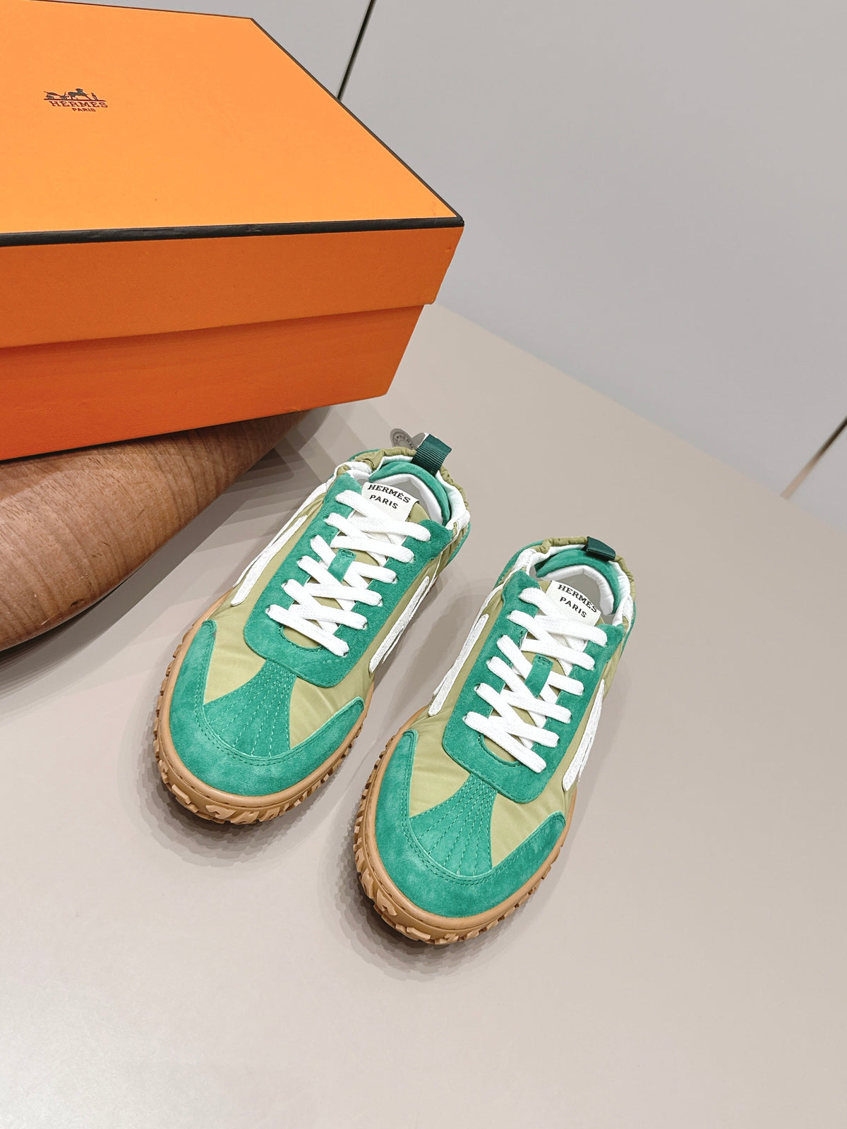 HM 26S Bouncing Sneakers Green Nylon Suede