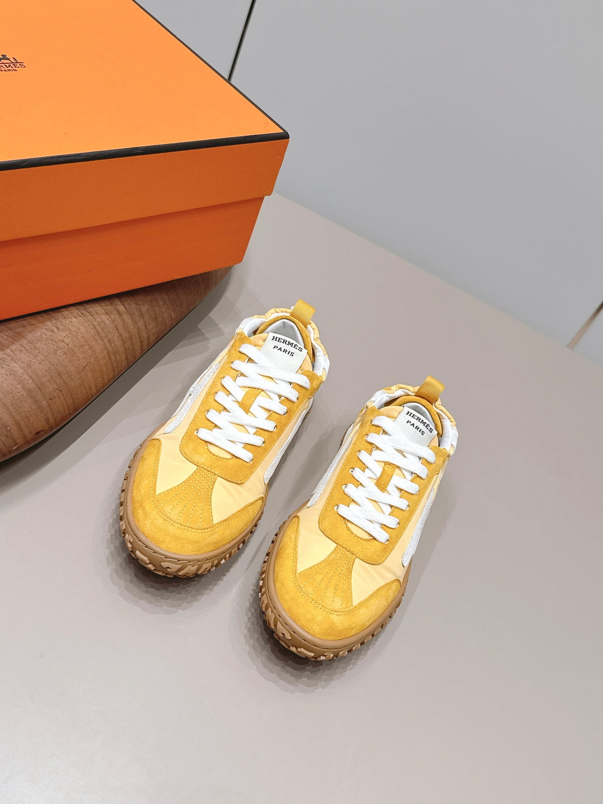HM 26S Bouncing Sneakers Yellow Nylon Suede