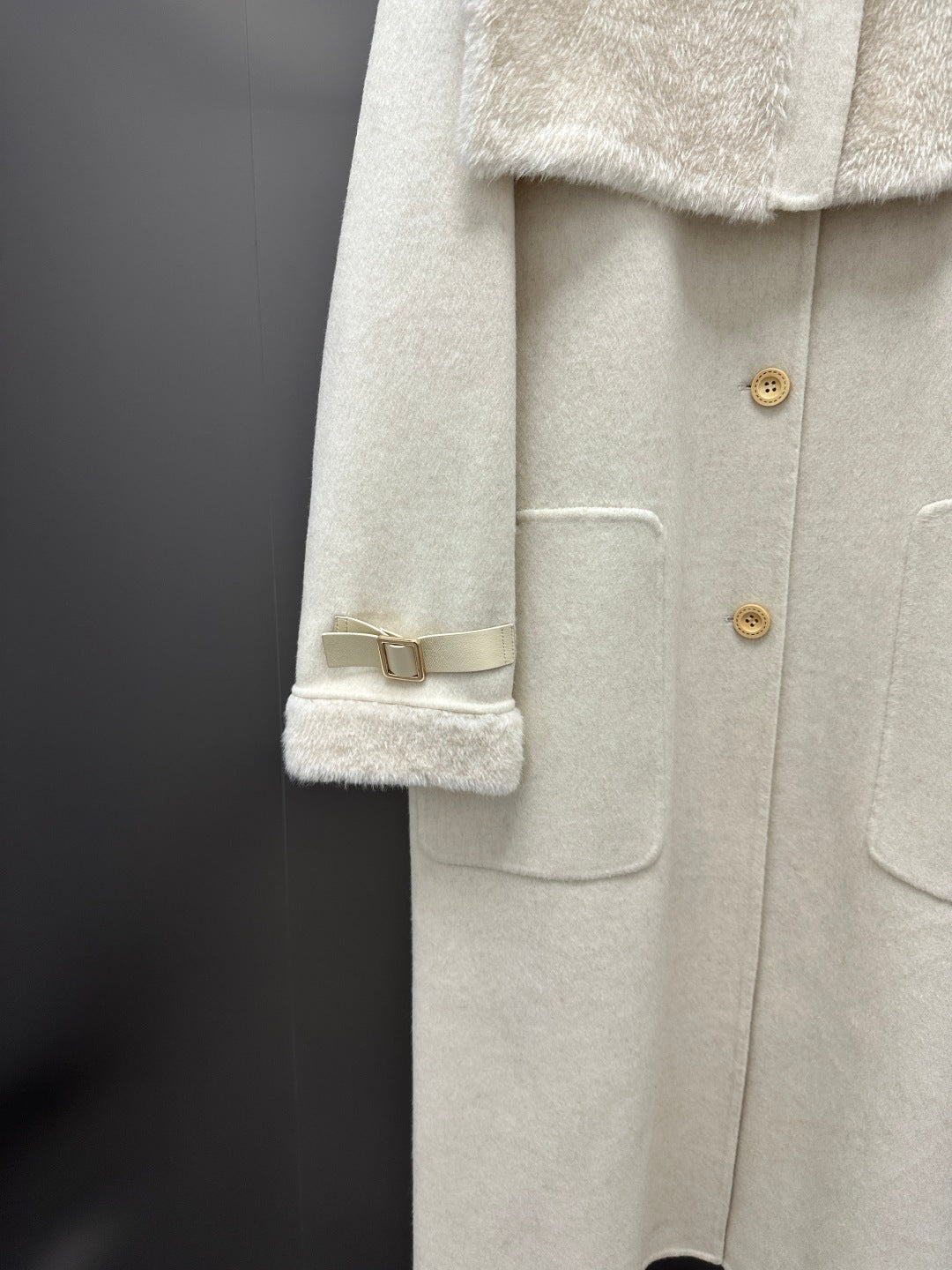 HM 26K Cashmere Coat Fur Shawl Collar Wool Cashmere Blend 435156