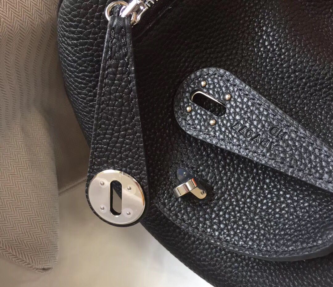 HM Mini Lindy 20cm Black Clemence Leather
