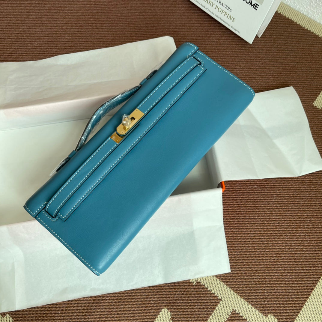 HM Kelly Cut 31cm Light Blue Swift Leather Ghw