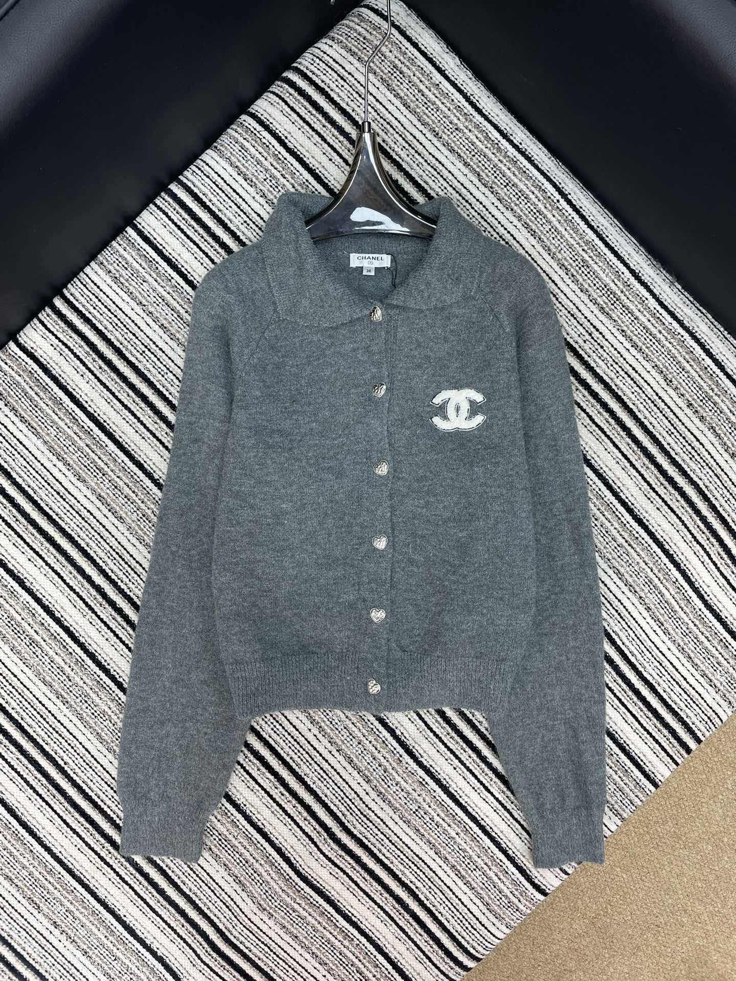 Chanel 2025 Knitted Cardigan Wool Cashmere 730266