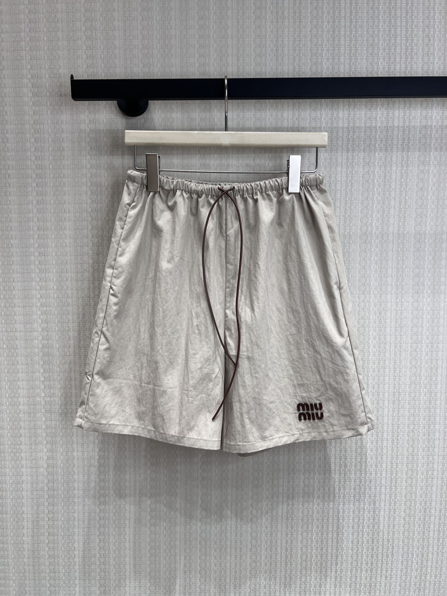 Miu 26s Shorts Light Grey Technical Fabric 370115