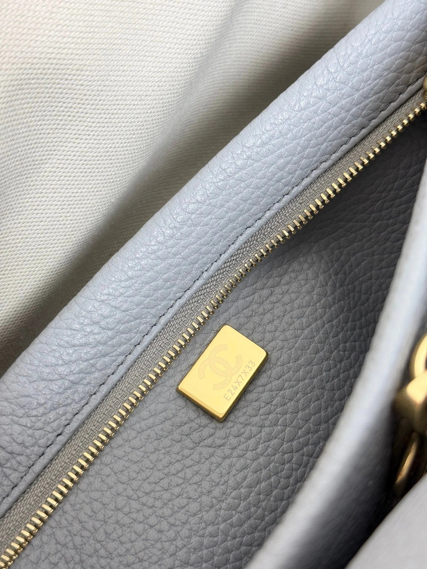 Chanel 2026 Shopping Bag 31cm Gray Grained Calfskin