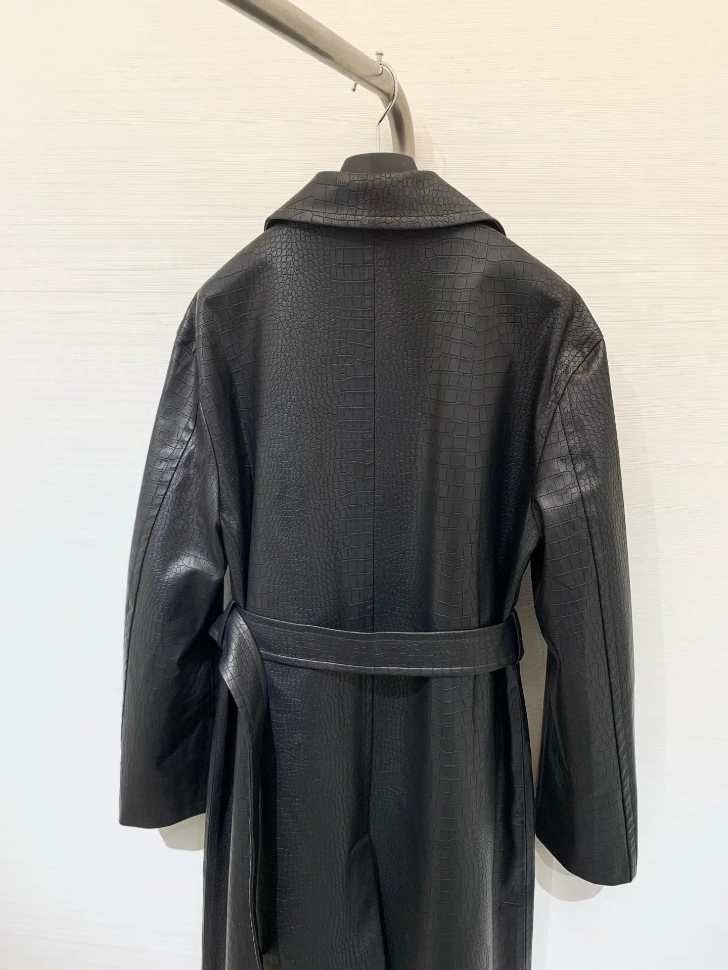 DIOR 25S LONG CROCODILE LEATHER COAT 665