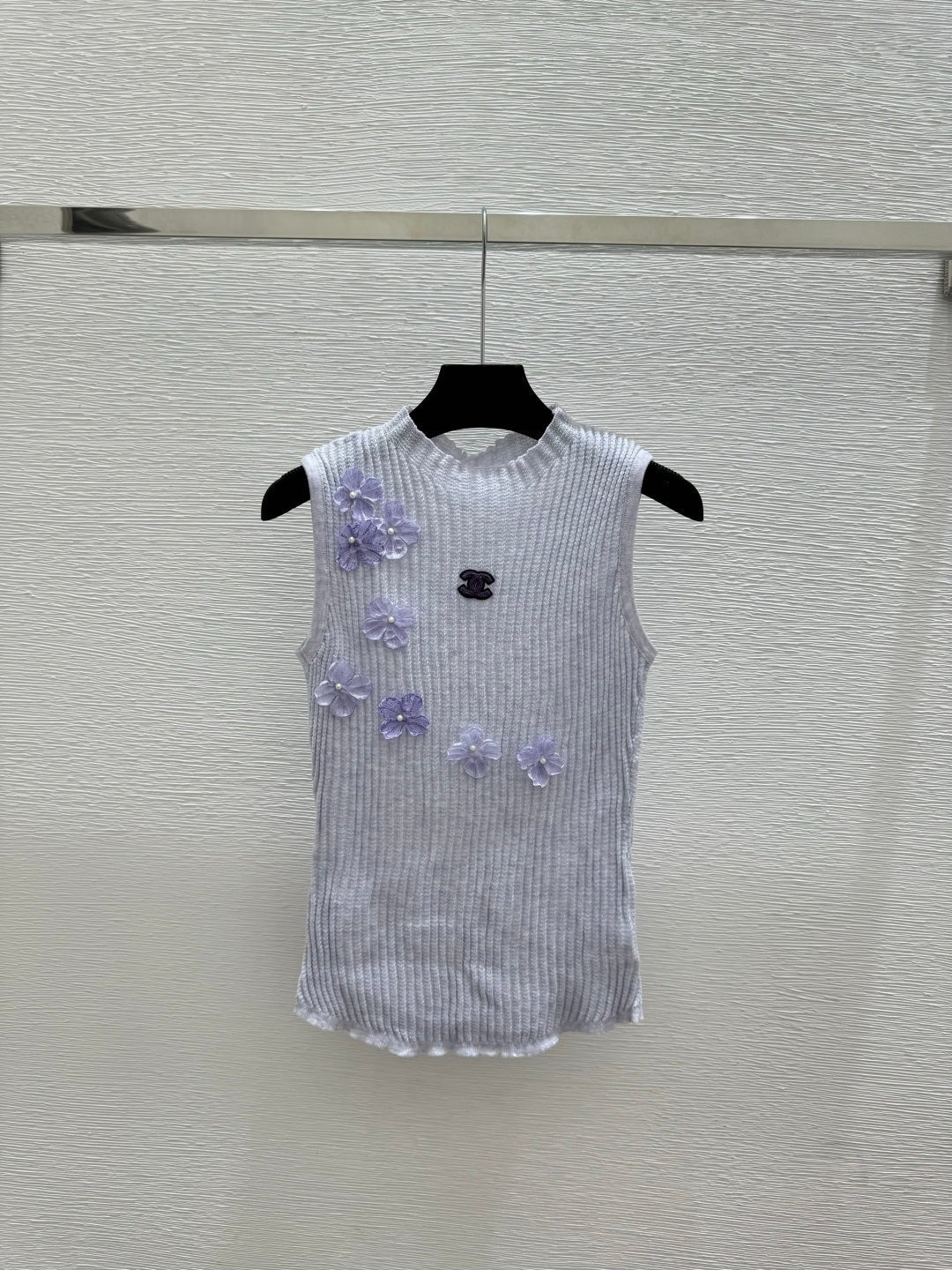 Chanel 2026 Floral Turtleneck Knitted Vest Wool 200735