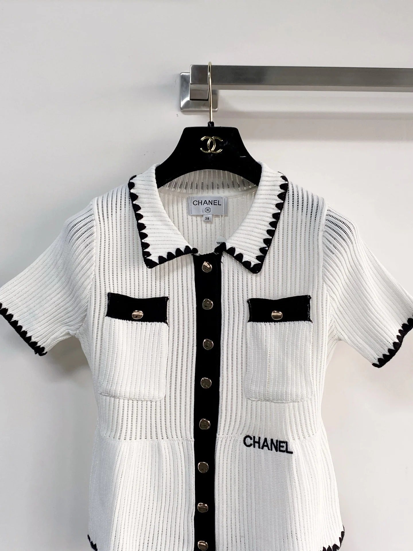Chanel 2026 Short - sleeved Cardigan Sweater Wool 166812