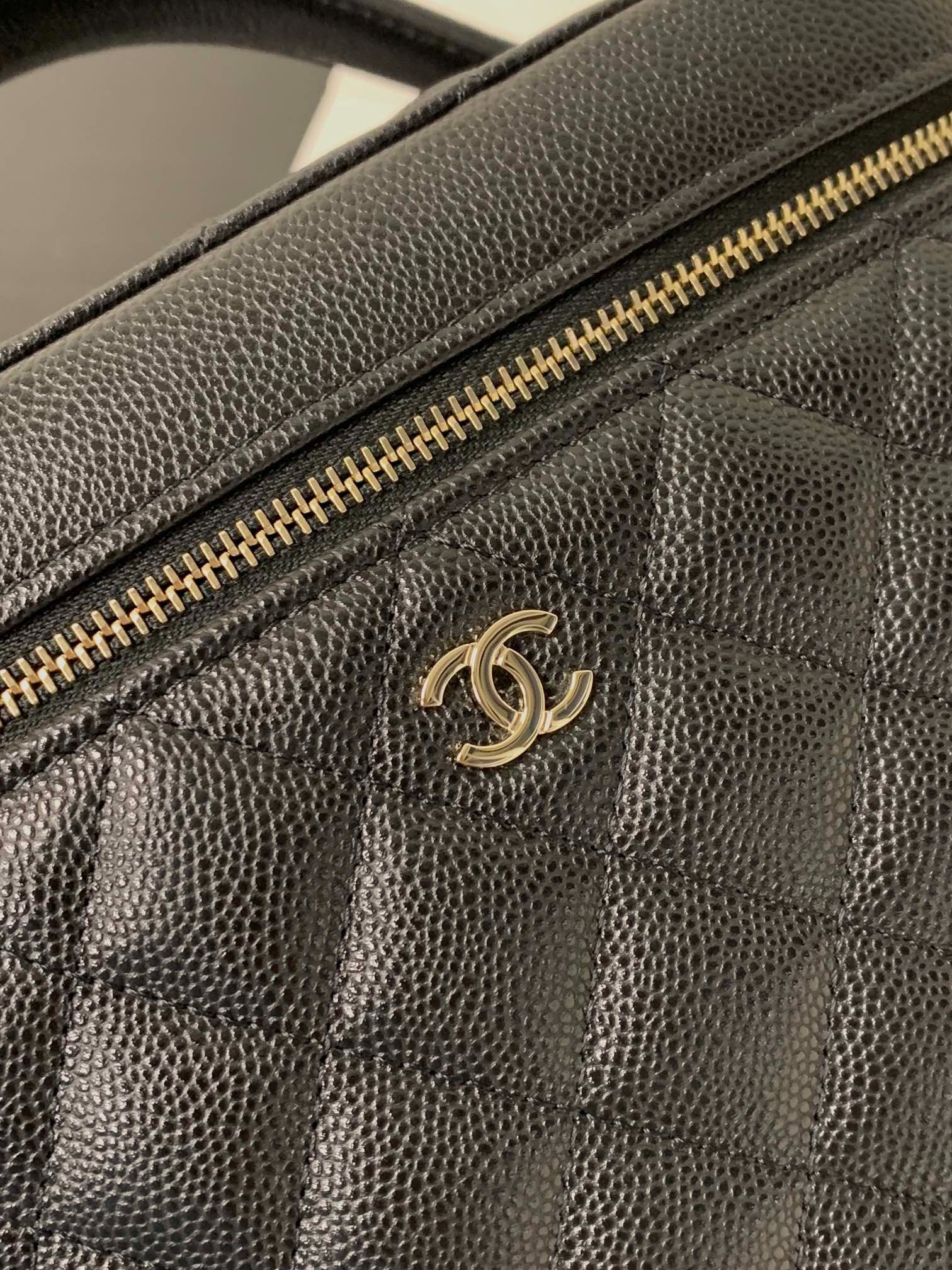 Chanel 2026 Vanity Pouch 21cm Black Caviar Quilted