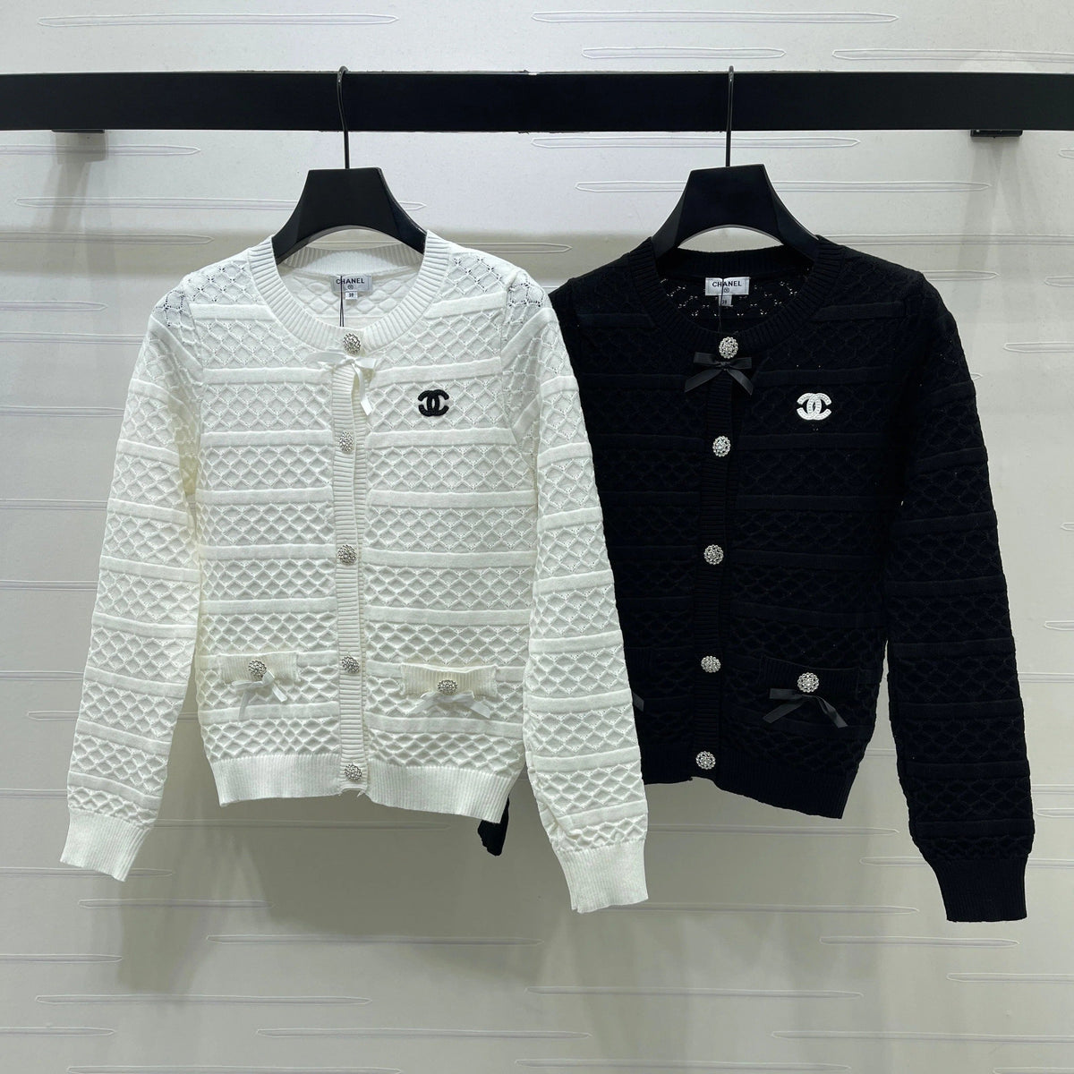 Chanel 2026 Ribbon Cardigan Black And White Wool 427250
