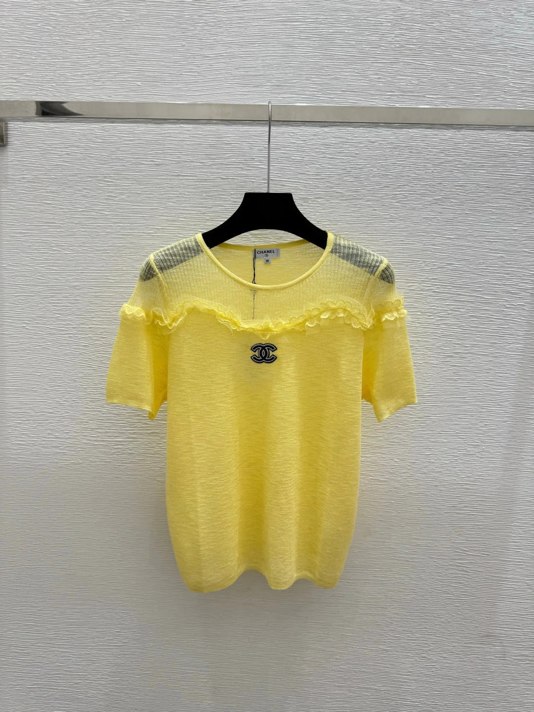 Chanel 2026 Lace Trim Round Neck Knitted Short Sleeve Tencel Wool 294906
