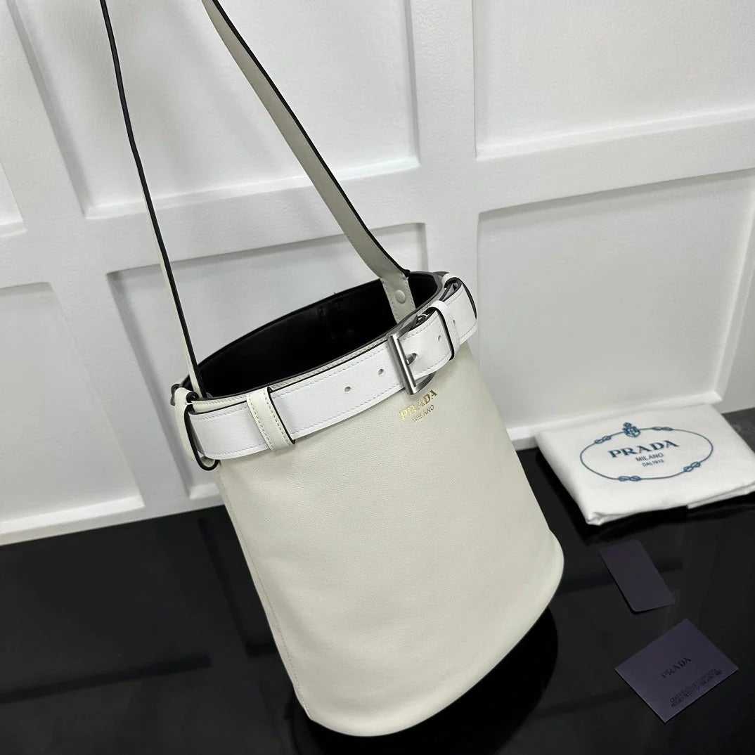Prada 2026 Medium Bucket Bag 29cm Calfskin