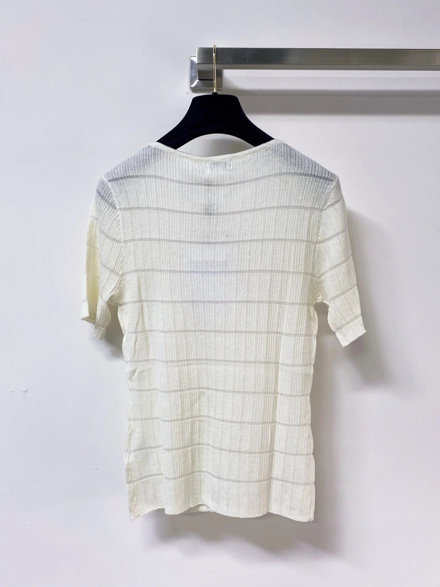 Chanel Short-Sleeve T-Shirt White in Wool 305807