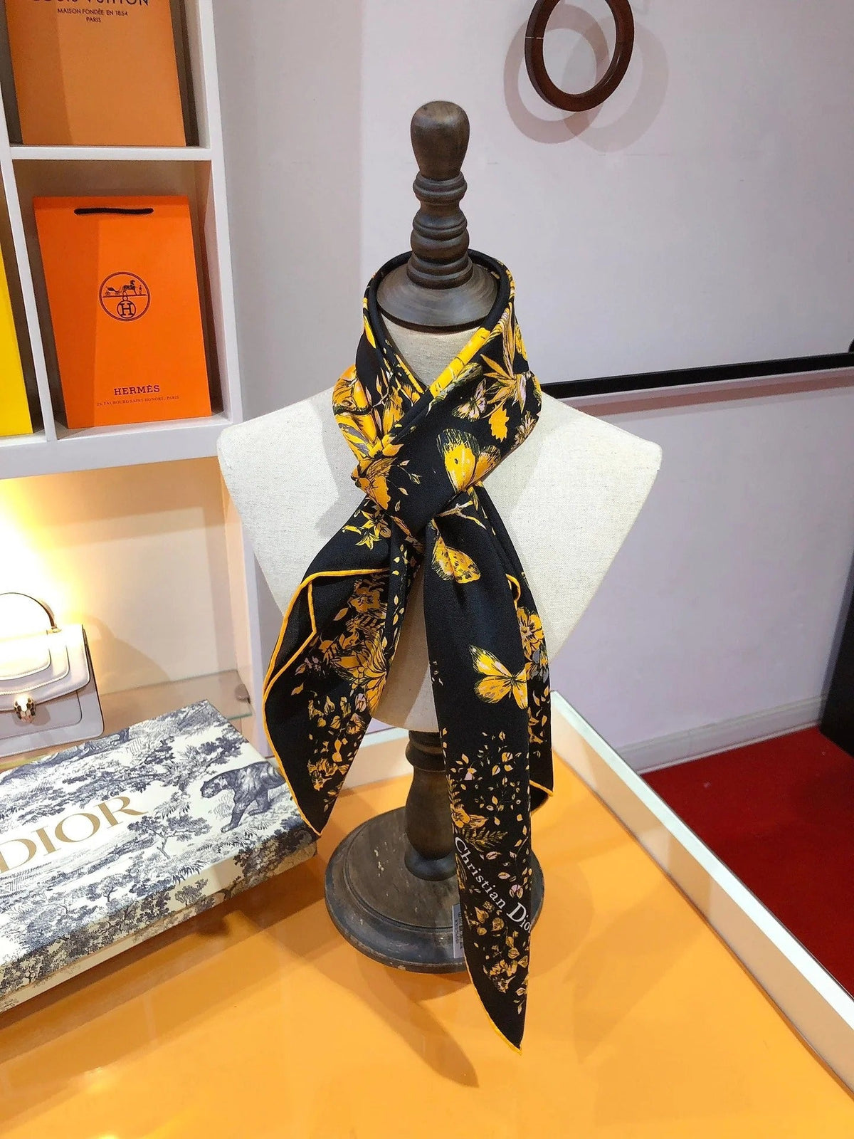 Dior 2026 Le Cœur Des Papillons Scarf 90cm Silk 183757