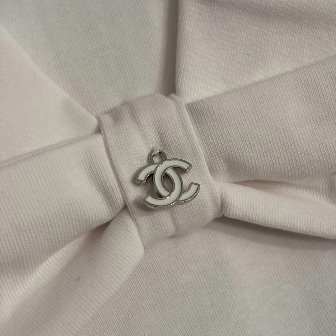 Chanel 2026 Logo Bow Short-sleeved T-shirt White Cotton 150111
