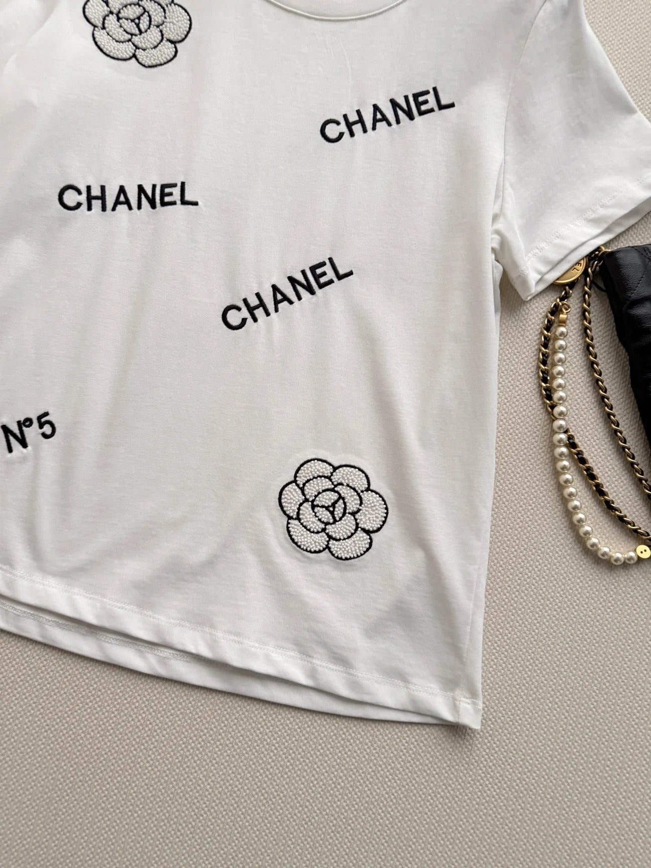 Chanel T-shirt White in Cotton 306183