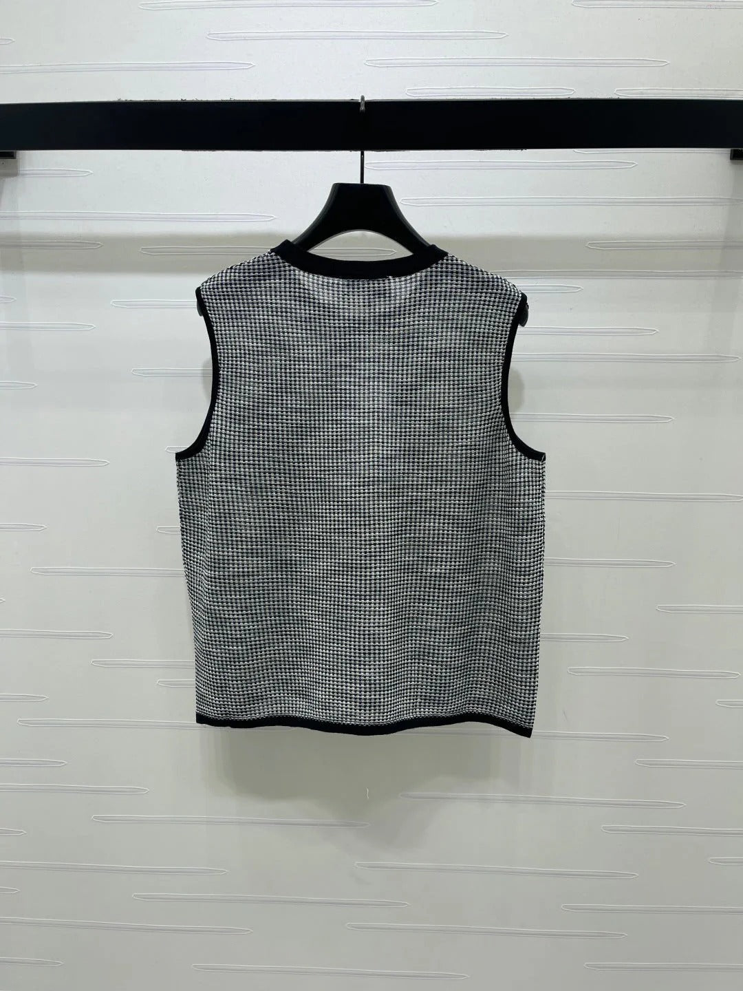 Chanel 2026 Plaid Knit Vest Wool 677744