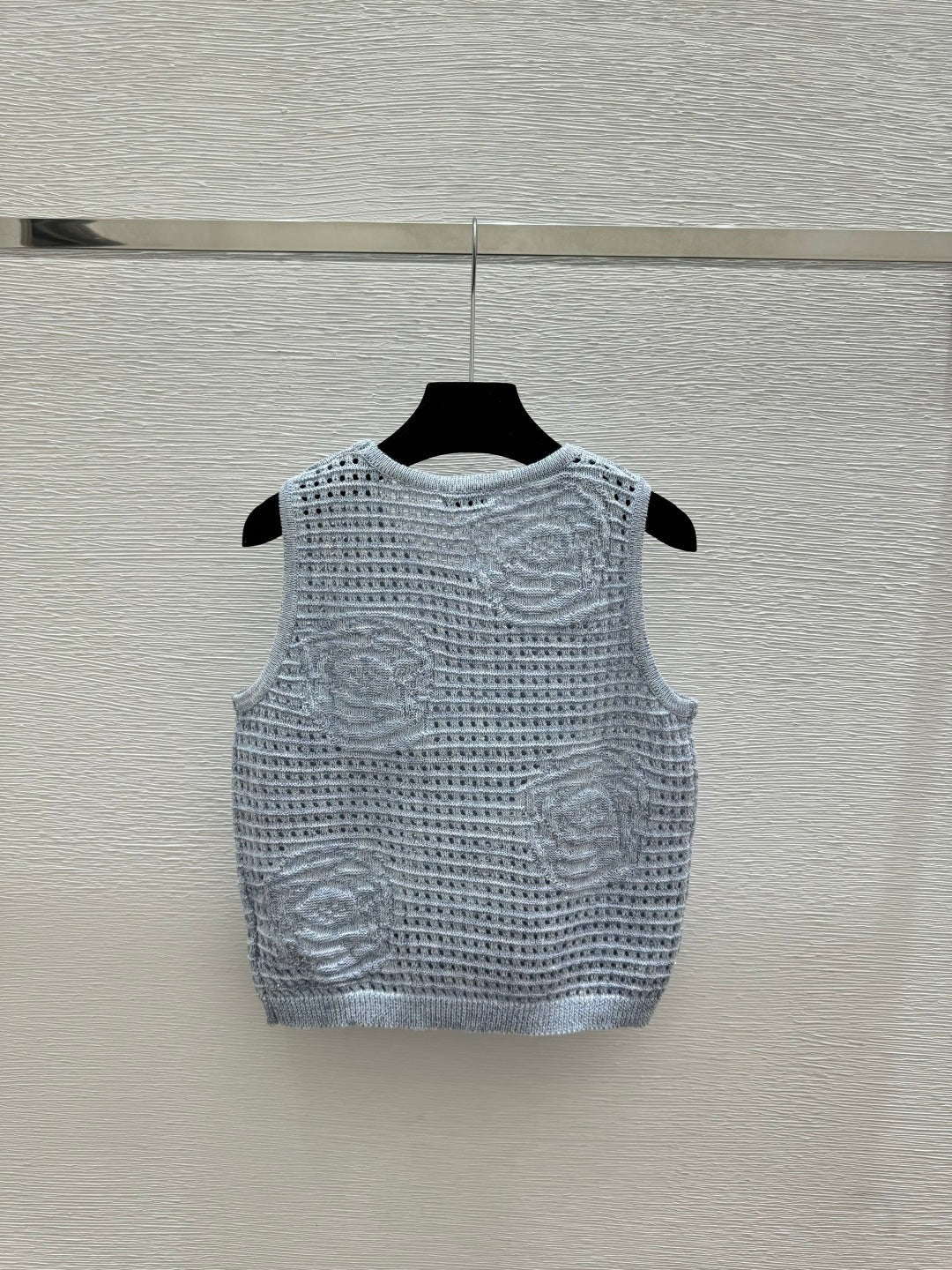 Chanel 2026 Flower Hollow-Out Knit Sleeveless Vest Wool 158962