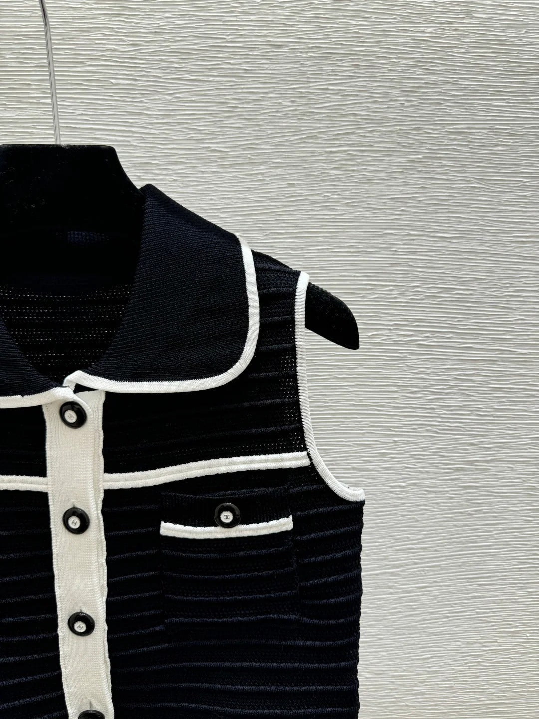 Chanel 2026 Collar Knitted Vest Cardigan Black Cotton Silk 170688