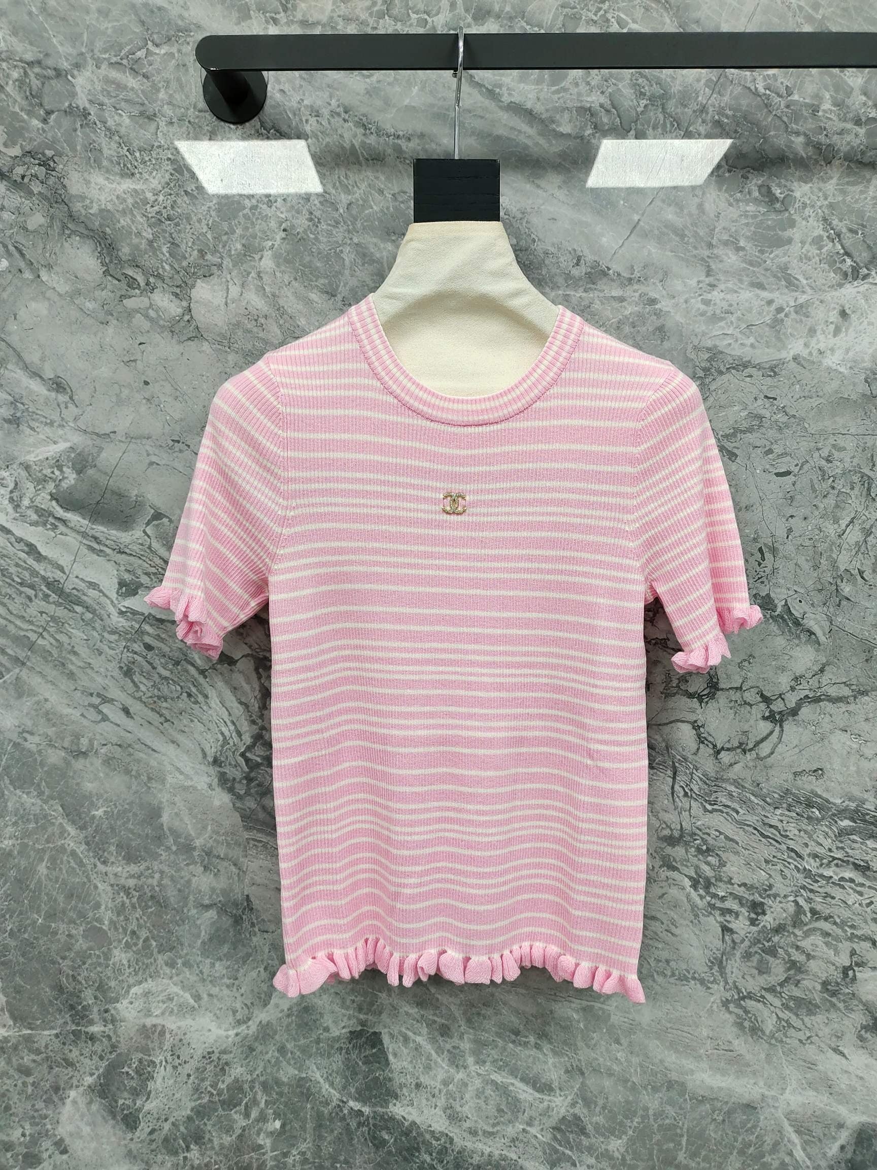 Chanel 2026 Two-tone Short-sleeved Shirt Wool 367635