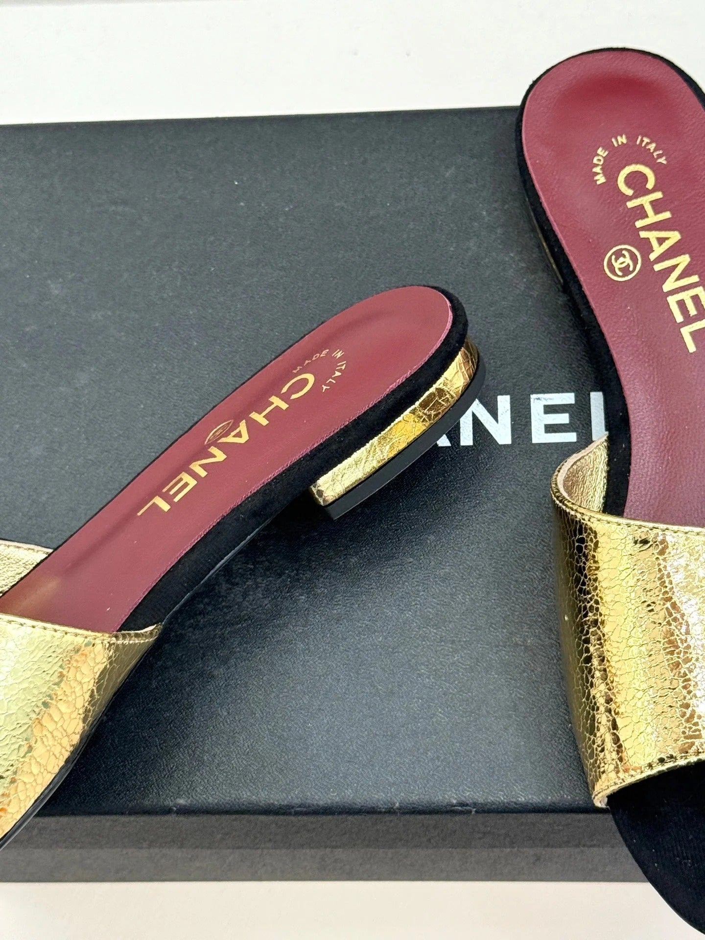 CC 26S Double C Patchwork Sandal Black Gold in Custom leather 706373