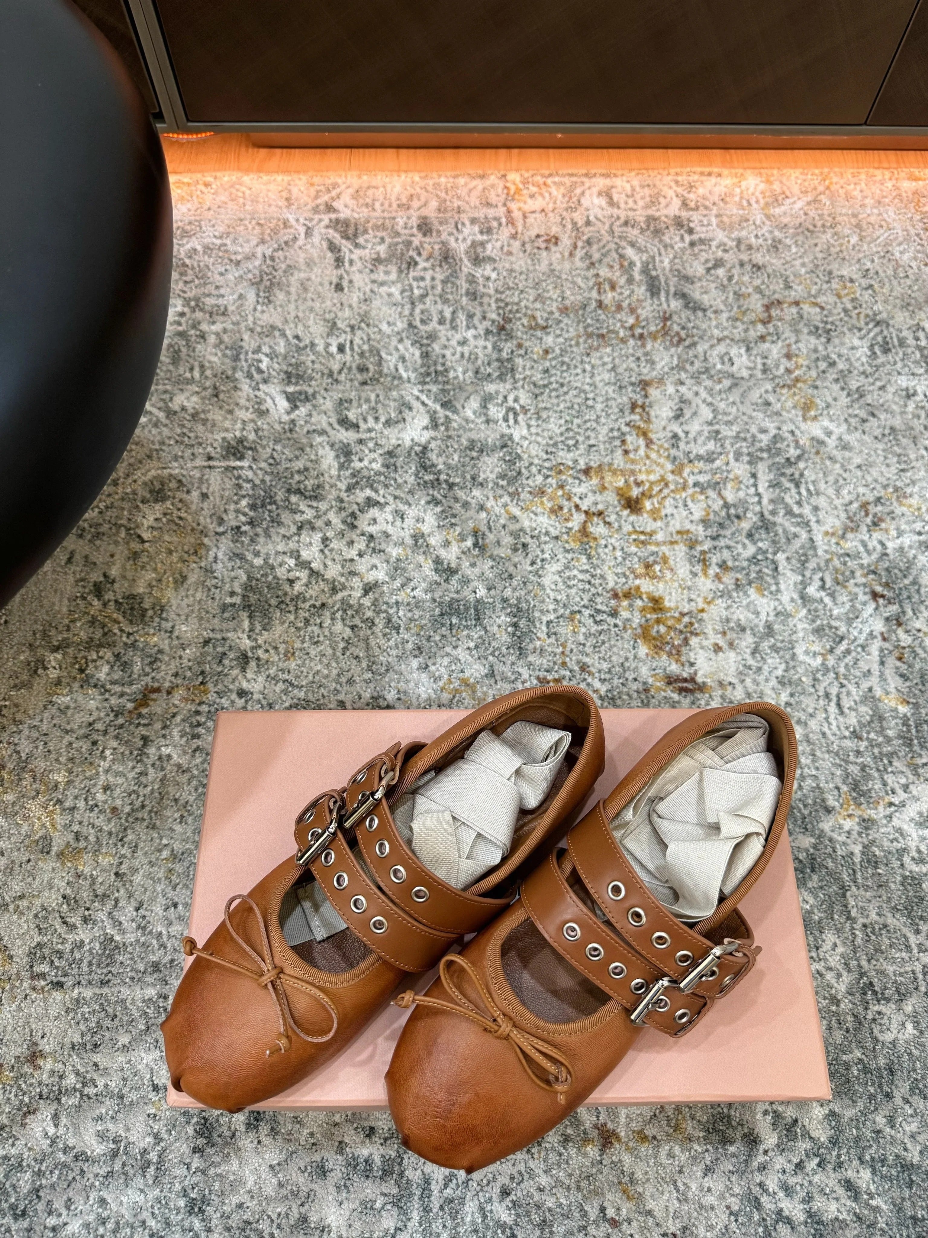 Miumiu 26ss Mary Janes Ballet Flat Camel Cowhide 709813
