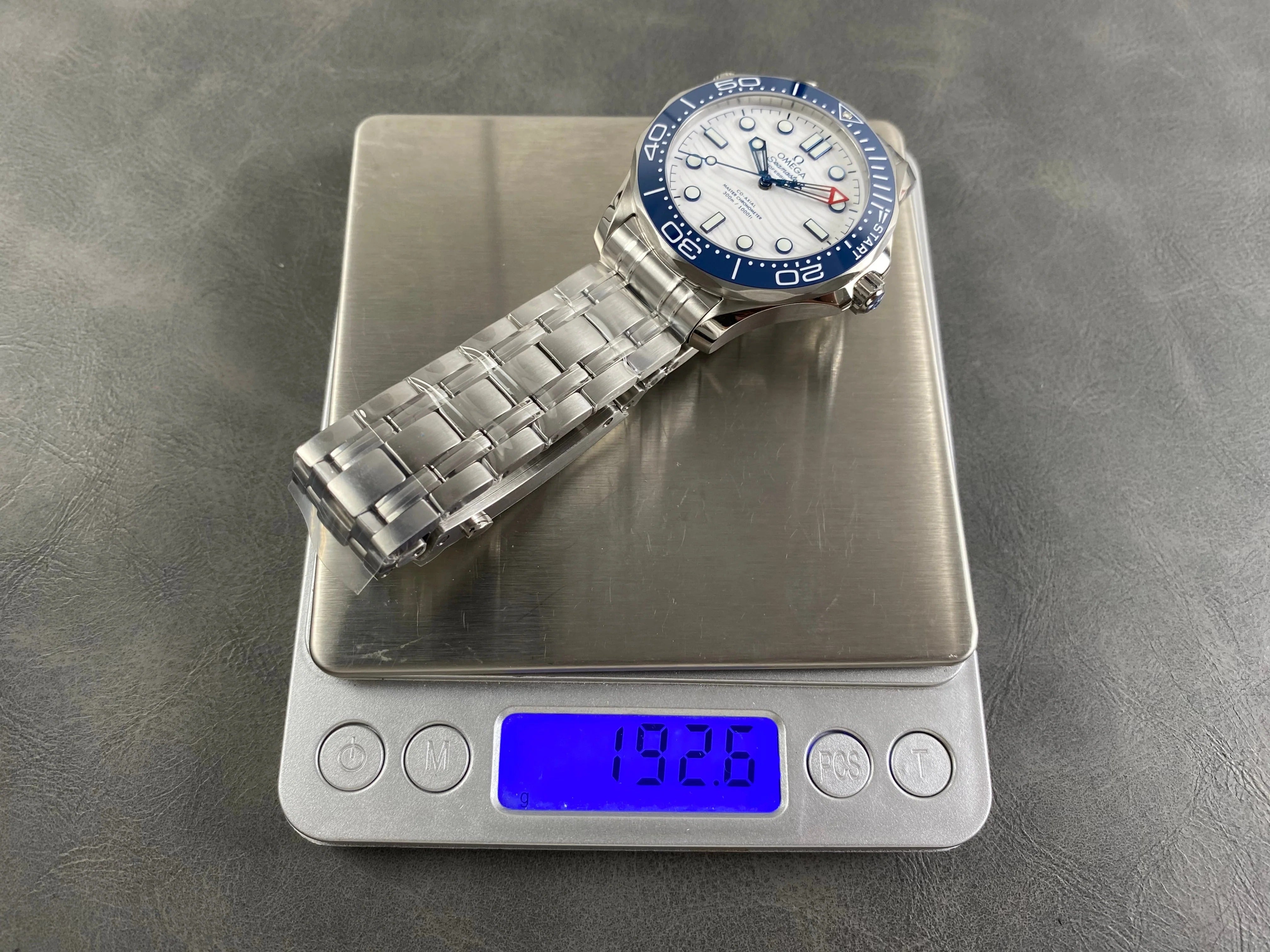 Omega Seamaster 42mm White Dial Blue Bezel Steel
