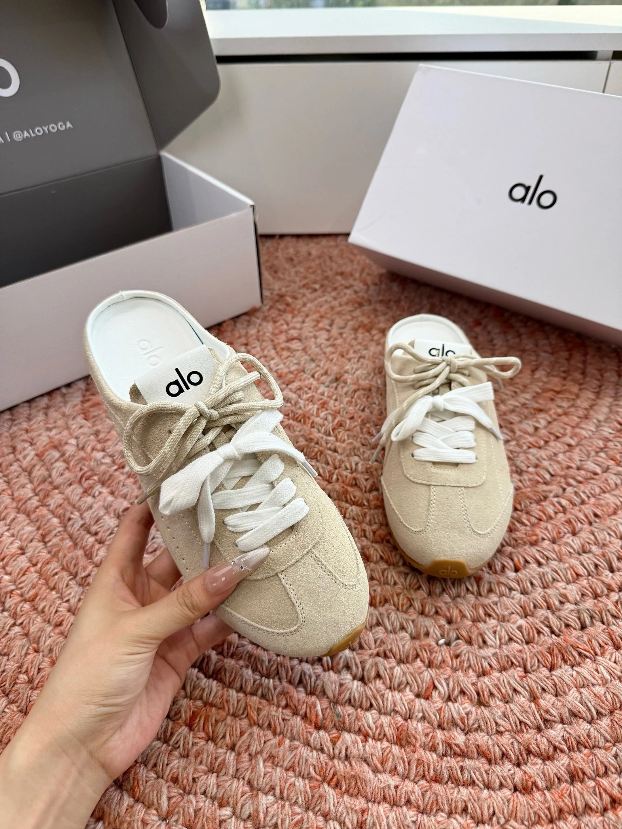 Alo 2026 Mule Suede Leather 841419